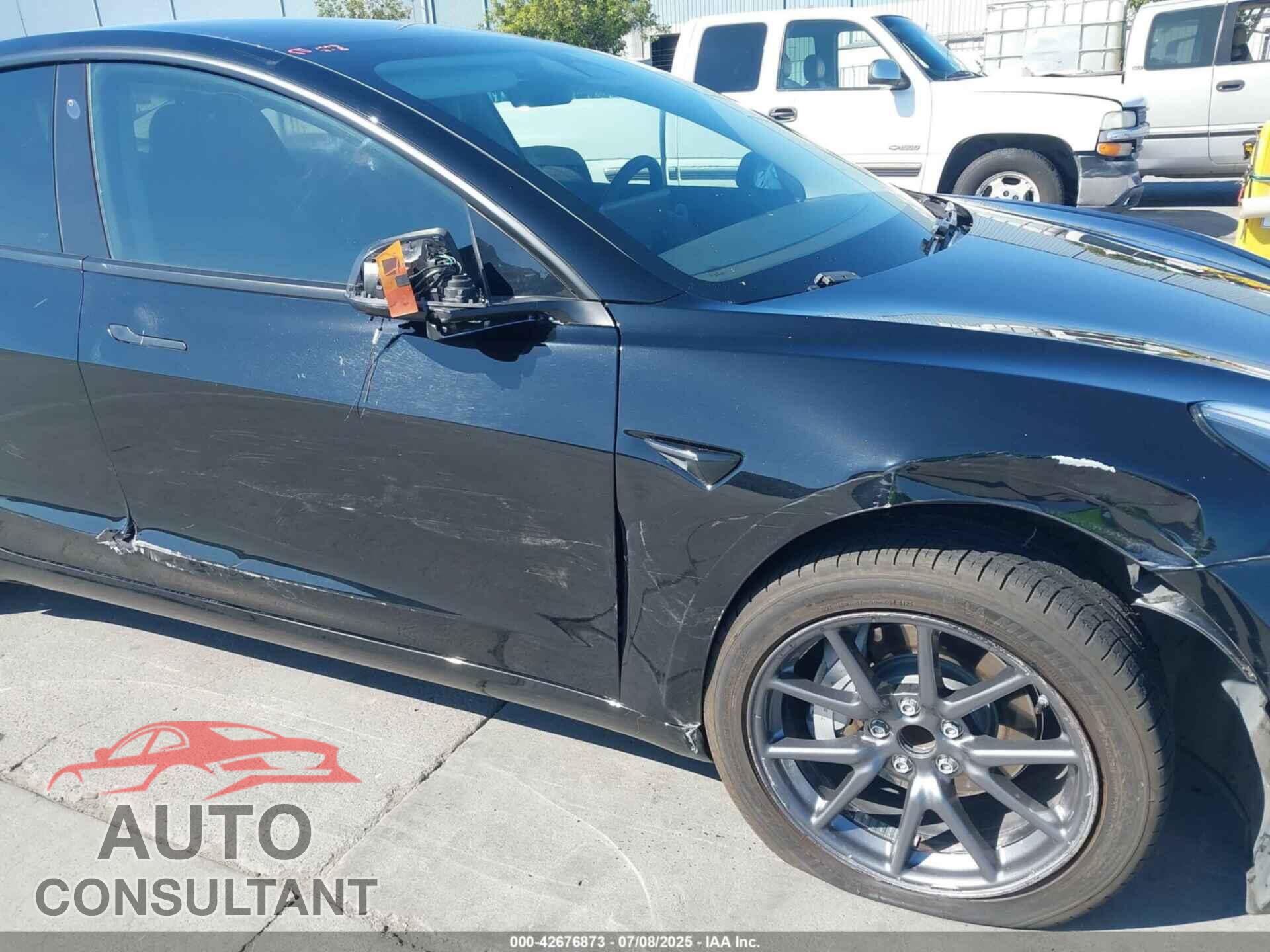 TESLA MODEL 3 2018 - 5YJ3E1EA9JF011457