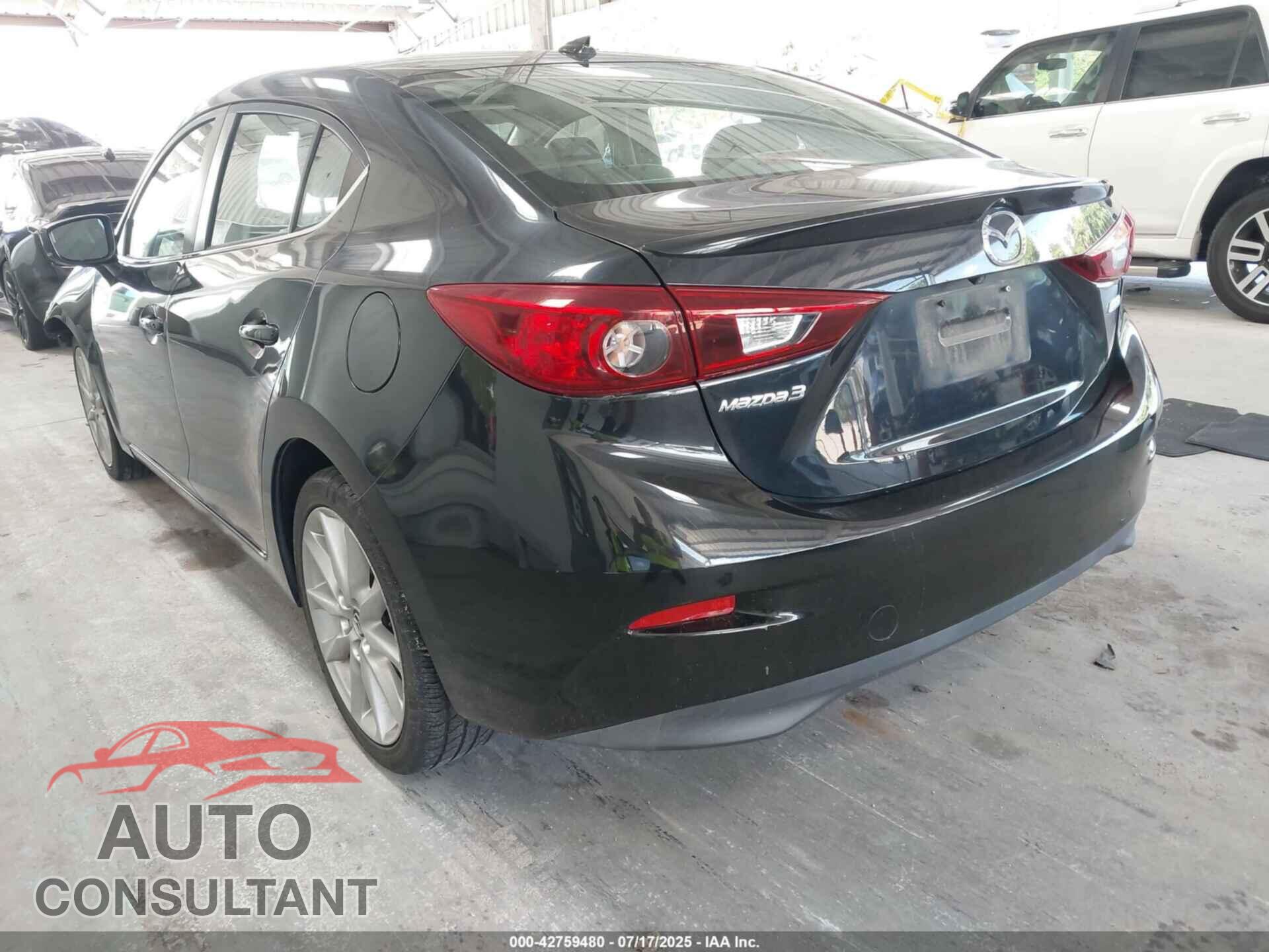 MAZDA MAZDA3 2017 - 3MZBN1V77HM102388