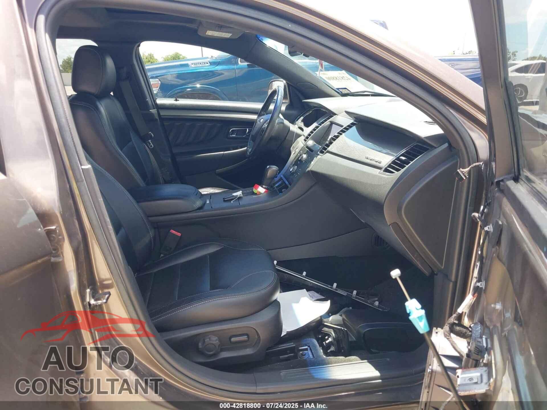 FORD TAURUS 2016 - 1FAHP2E80GG121935