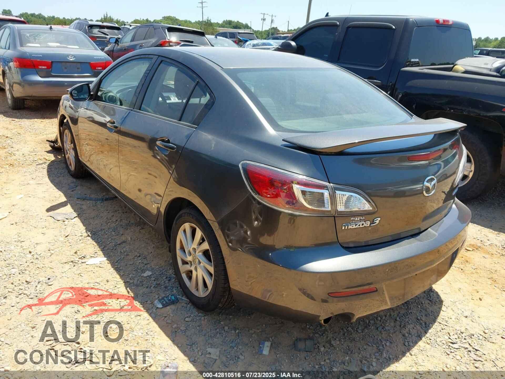 MAZDA MAZDA3 2012 - JM1BL1V74C1607108