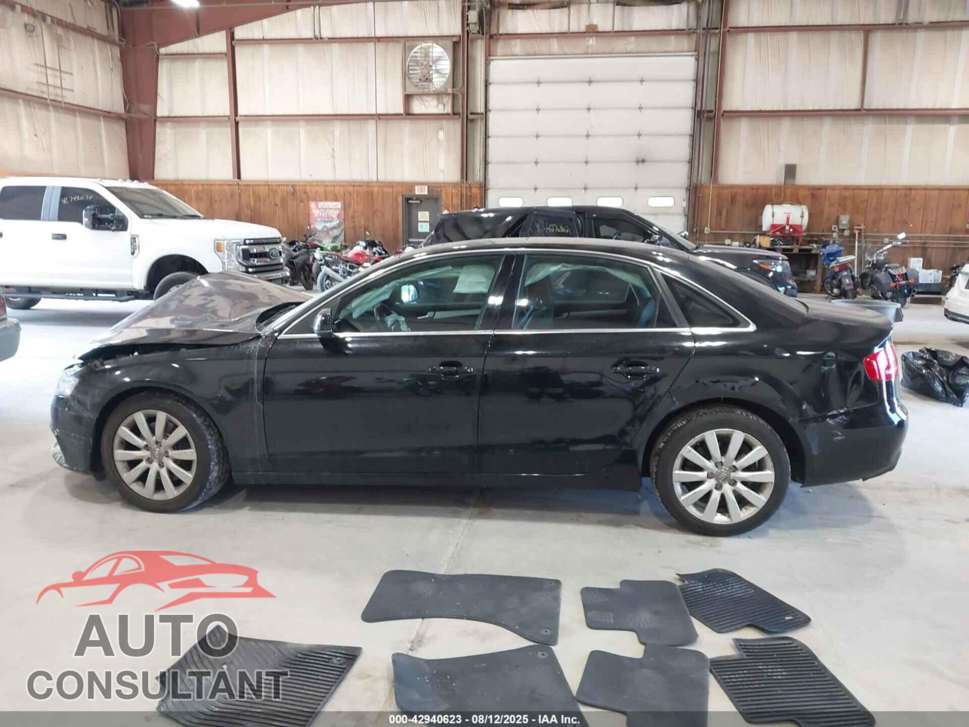 AUDI A4 2011 - WAUFFAFL9BN020475