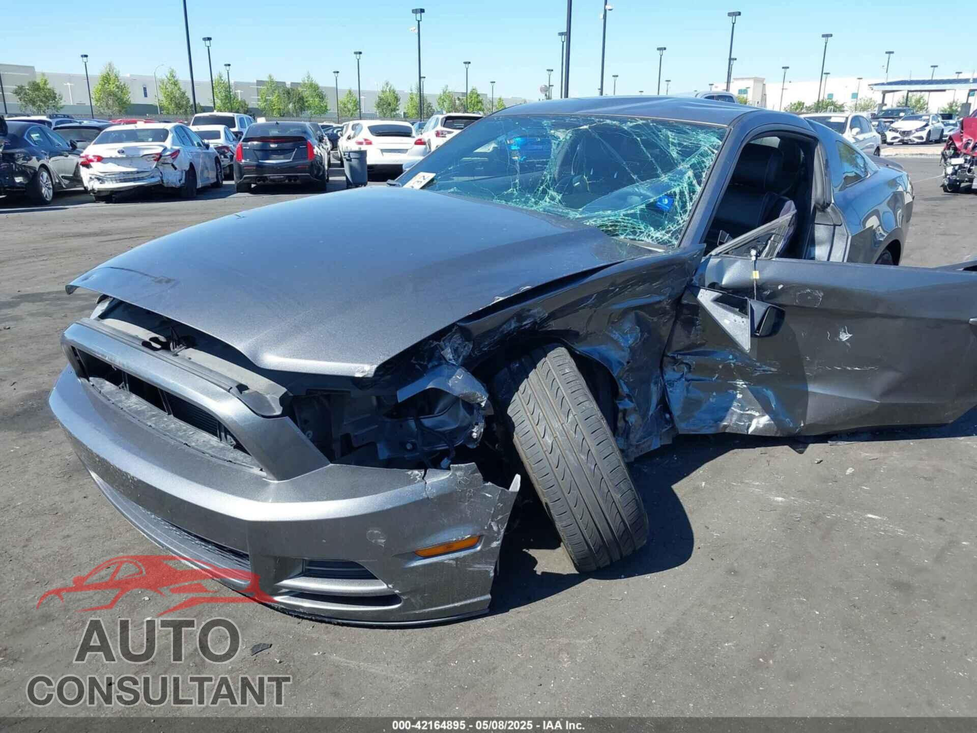 FORD MUSTANG 2013 - 1ZVBP8AM2D5228334