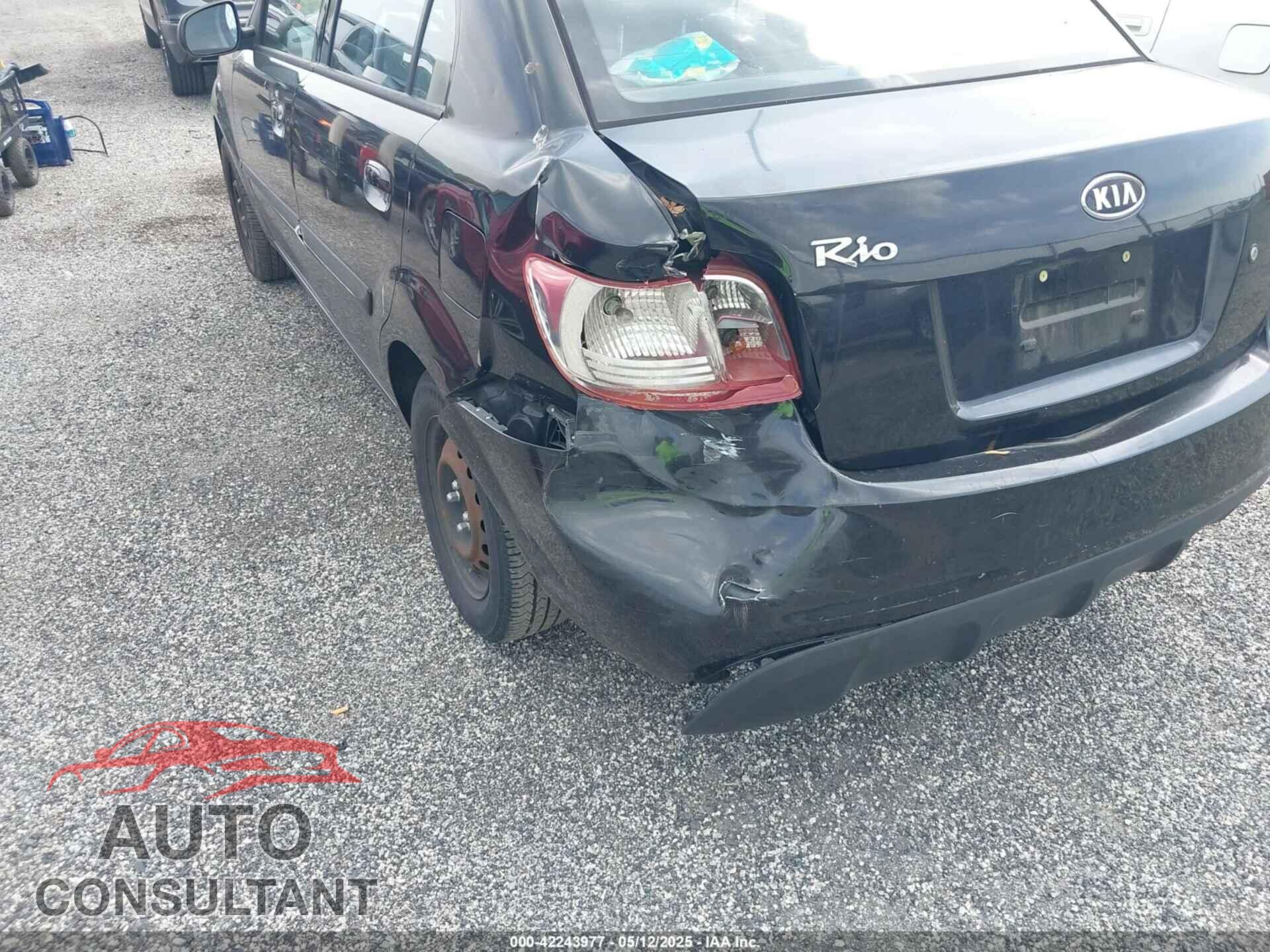 KIA RIO 2011 - KNADH4A39B6864715