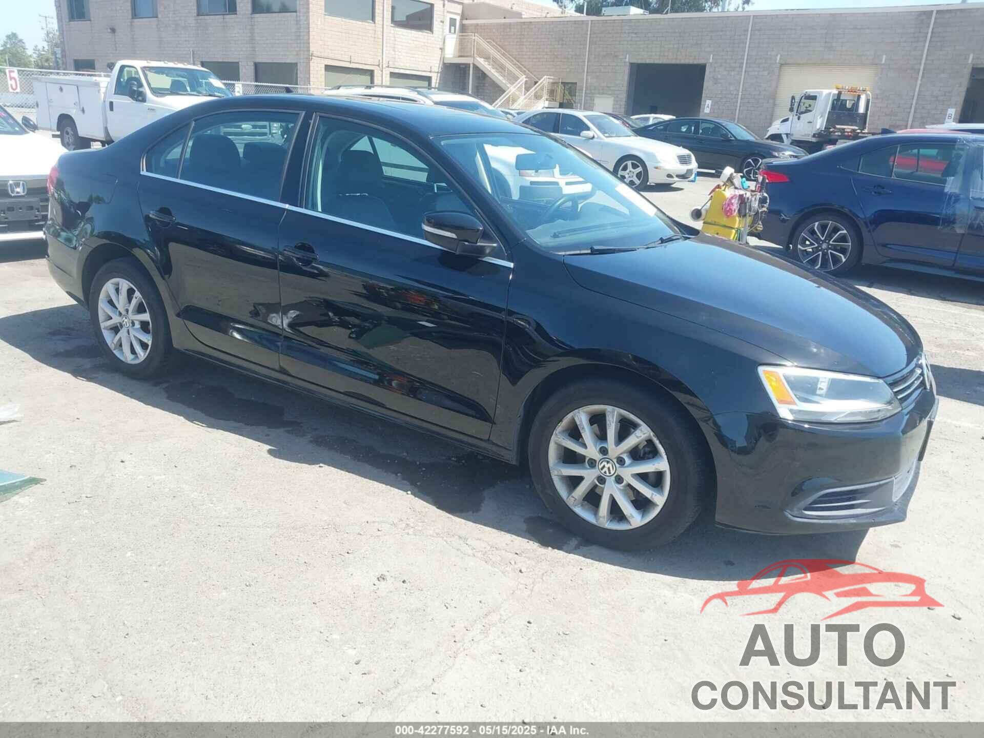 VOLKSWAGEN JETTA 2013 - 3VWDP7AJ7DM369161