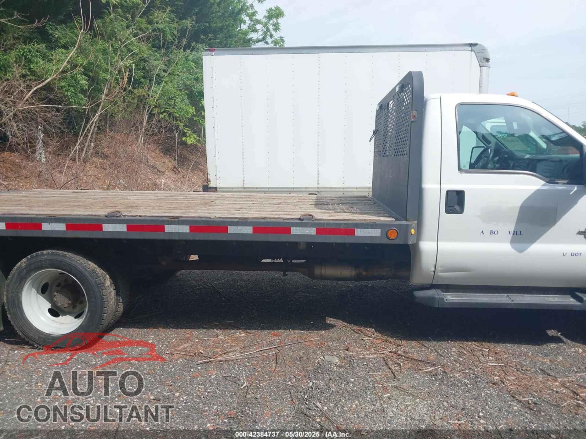 FORD F-450 CHASSIS 2012 - 1FDUF4HT5CED18379