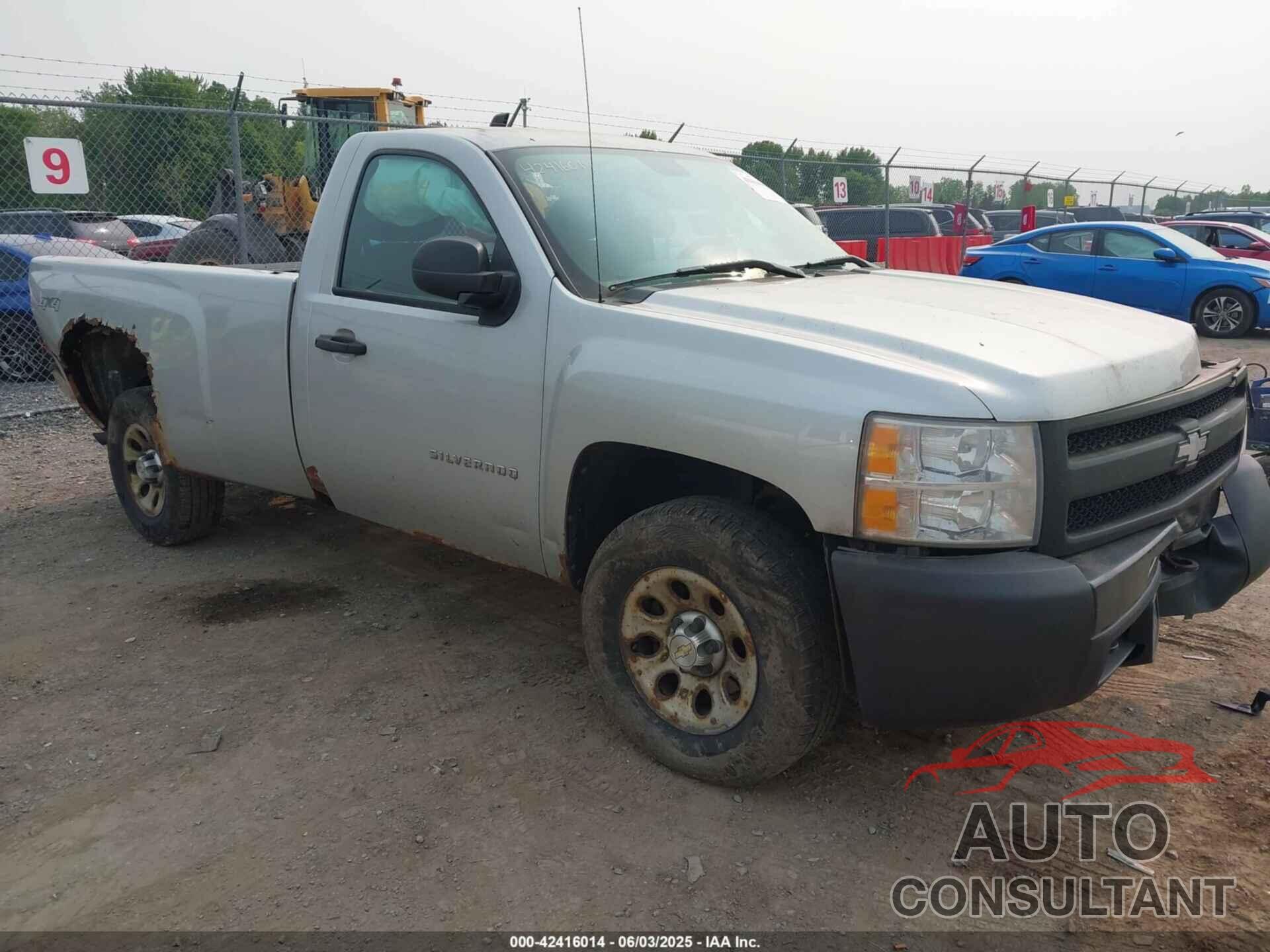 CHEVROLET SILVERADO 1500 2011 - 1GCNKPEX4BZ387049