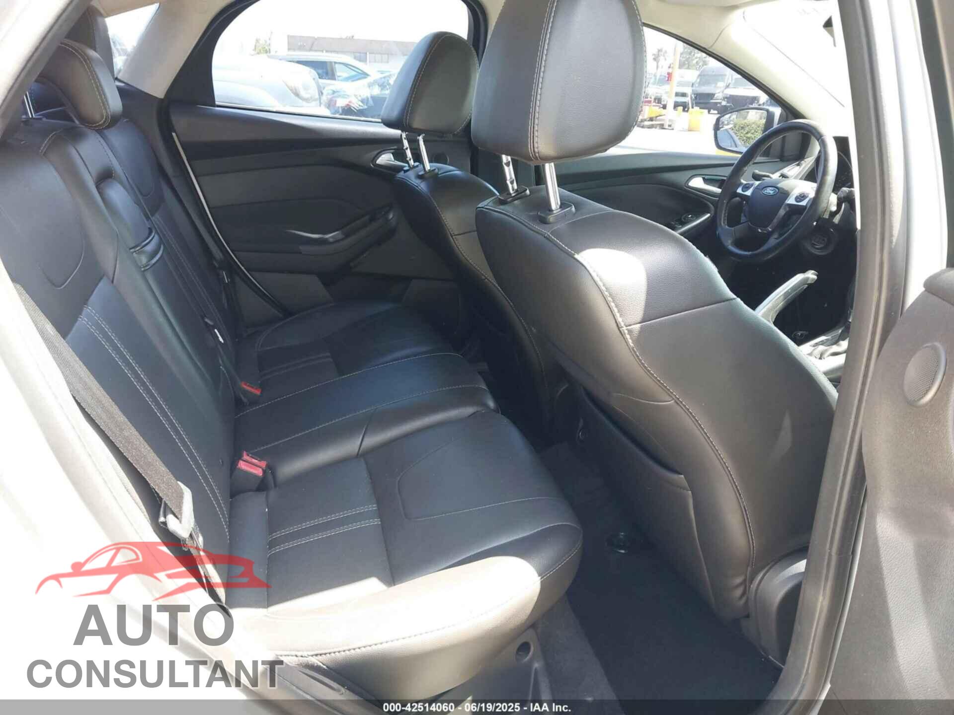 FORD FOCUS 2013 - 1FADP3J22DL103297