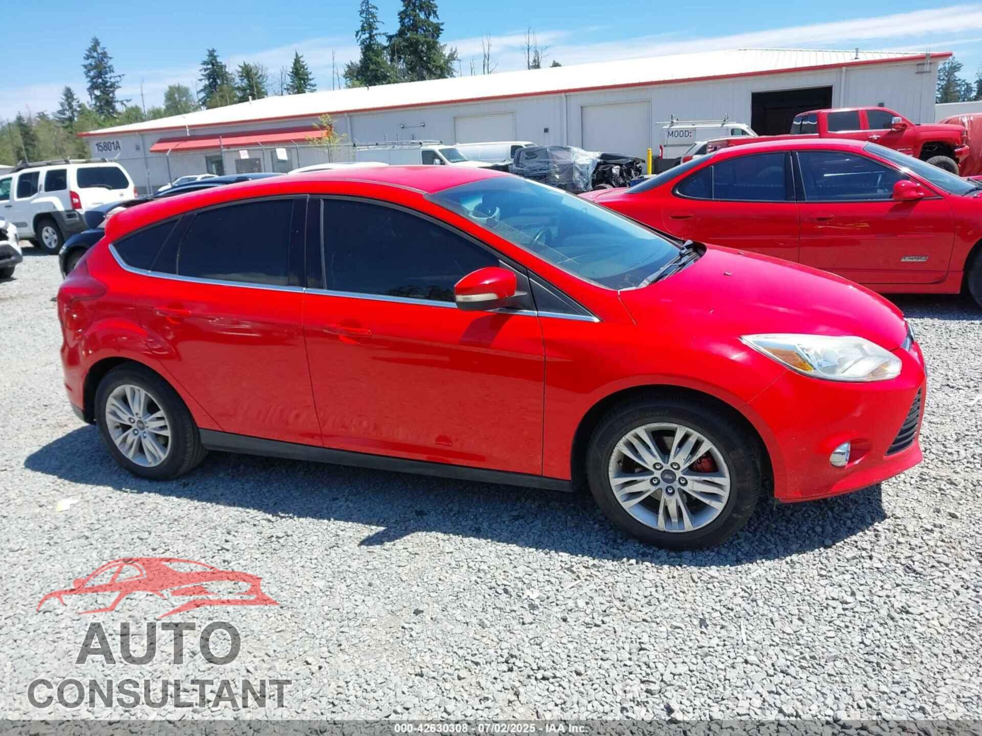 FORD FOCUS 2012 - 1FAHP3M24CL140704