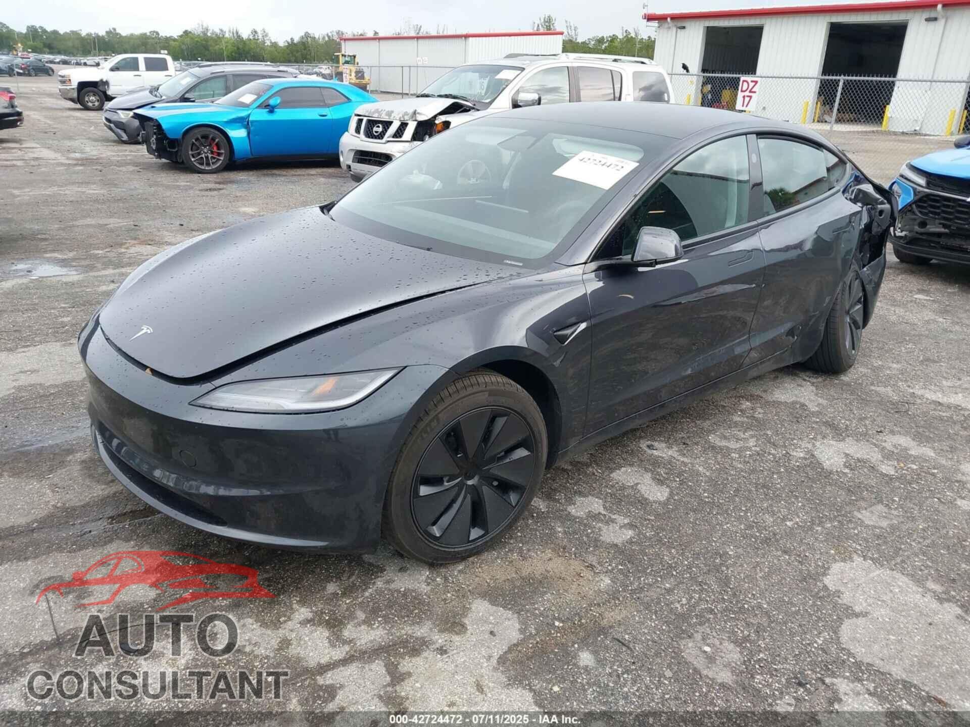 TESLA MODEL 3 2025 - 5YJ3E1EA8SF972889