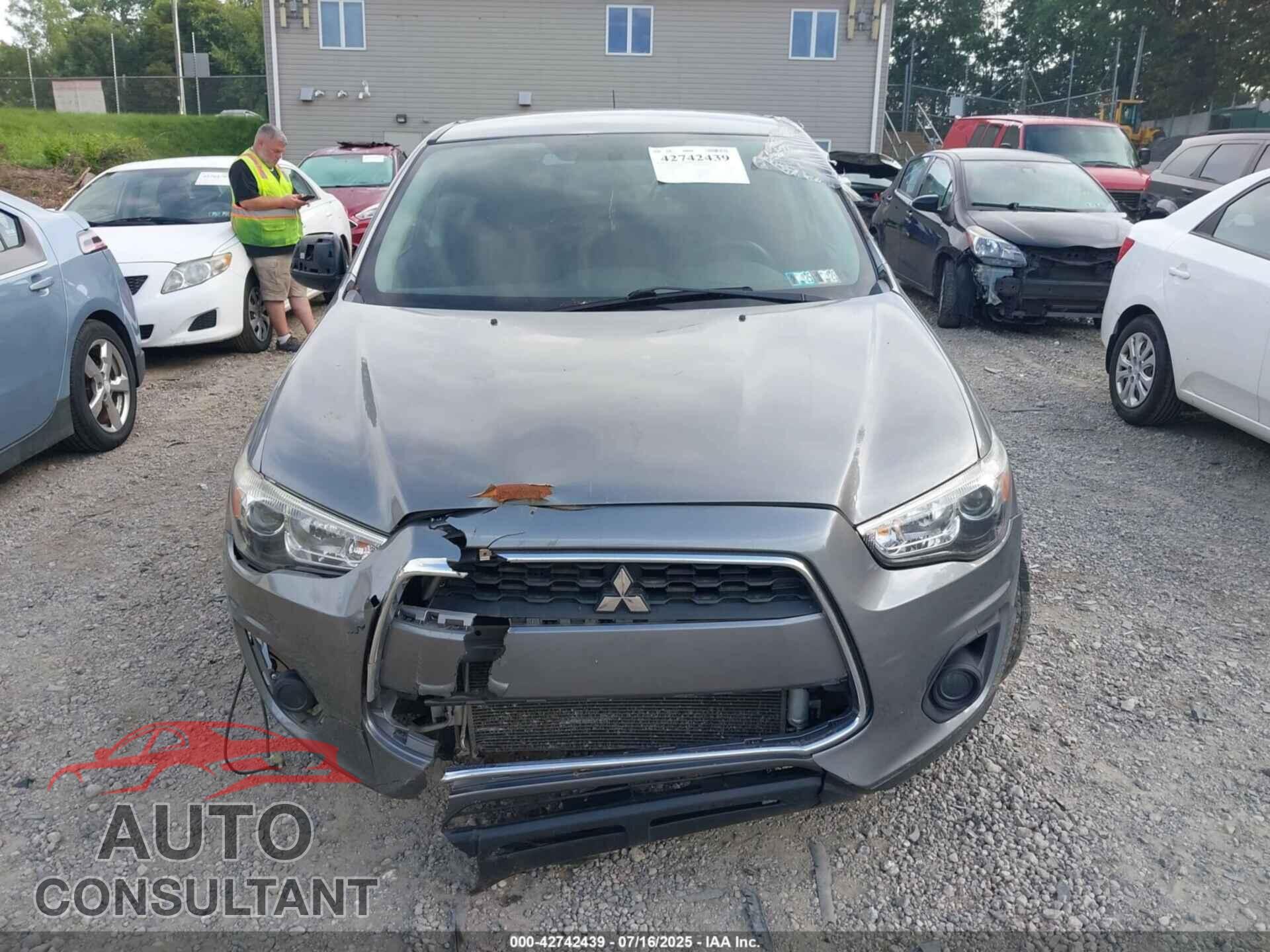 MITSUBISHI OUTLANDER 2015 - JA4AZ3A39FZ005698