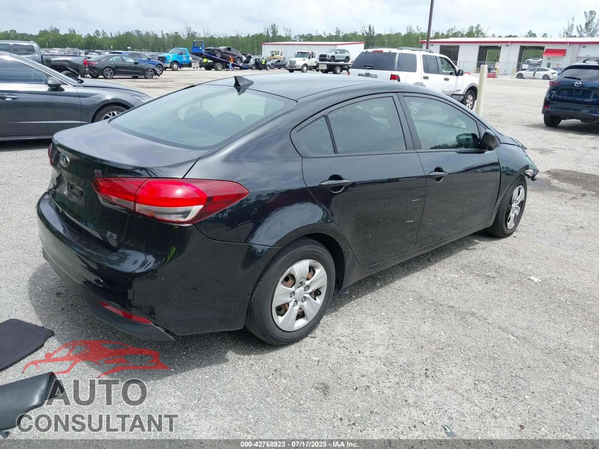 KIA FORTE 2017 - 3KPFK4A76HE145621
