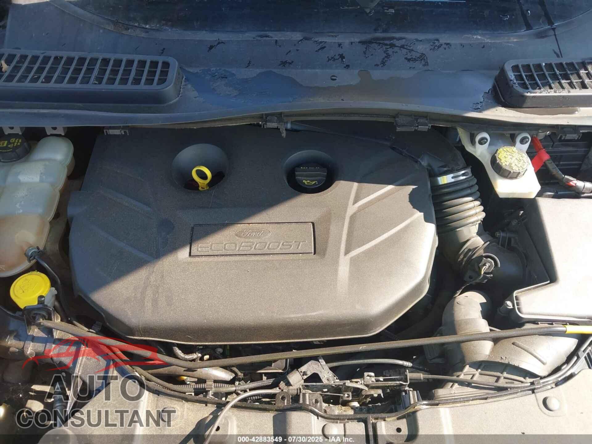 FORD ESCAPE 2015 - 1FMCU9J93FUB74547