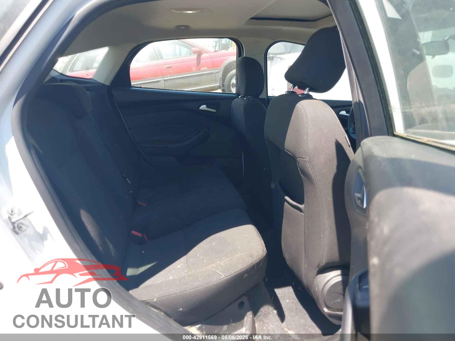 FORD FOCUS 2016 - 1FADP3K22GL213740