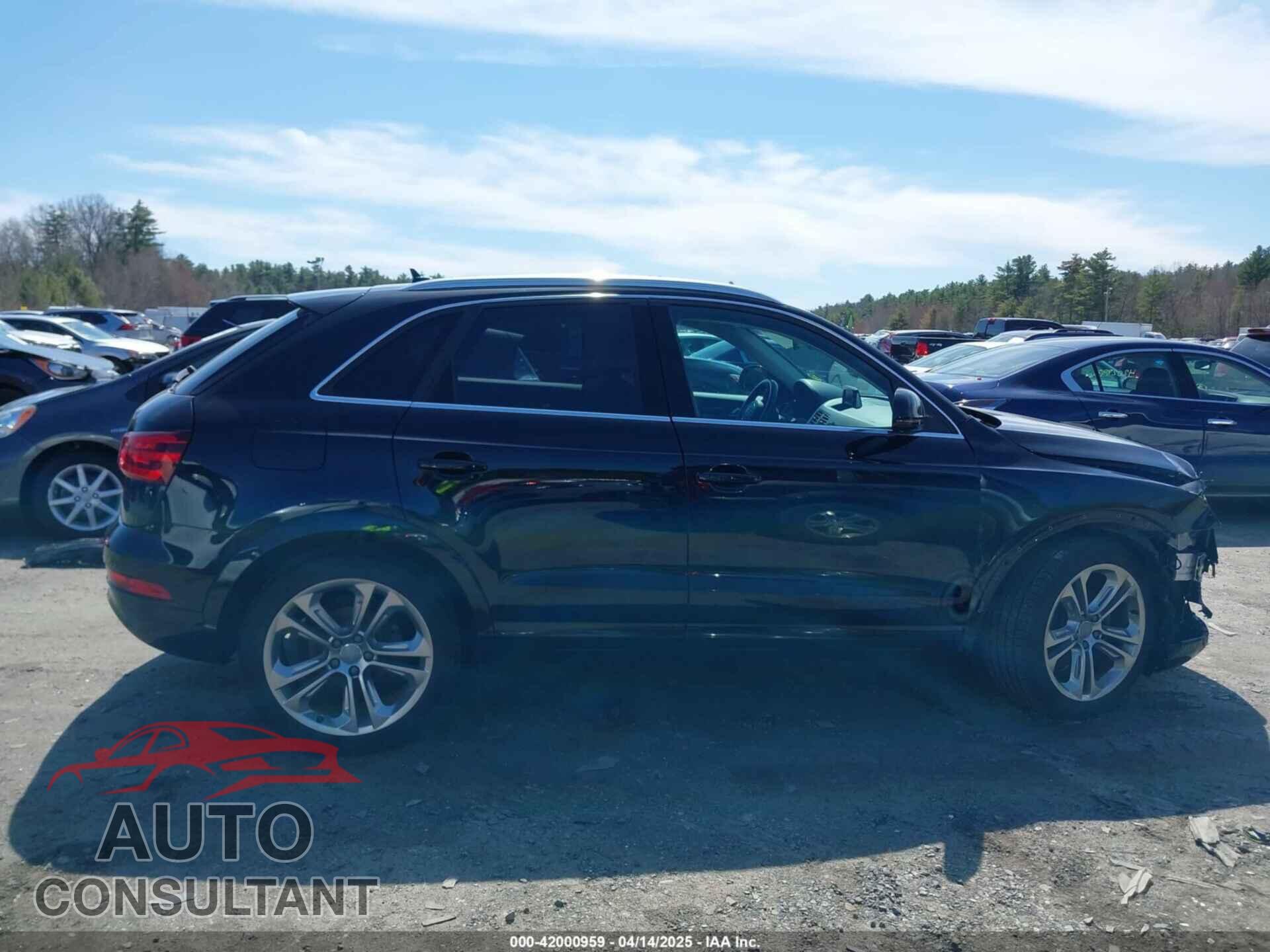 AUDI Q3 2015 - WA1EFCFS8FR008411