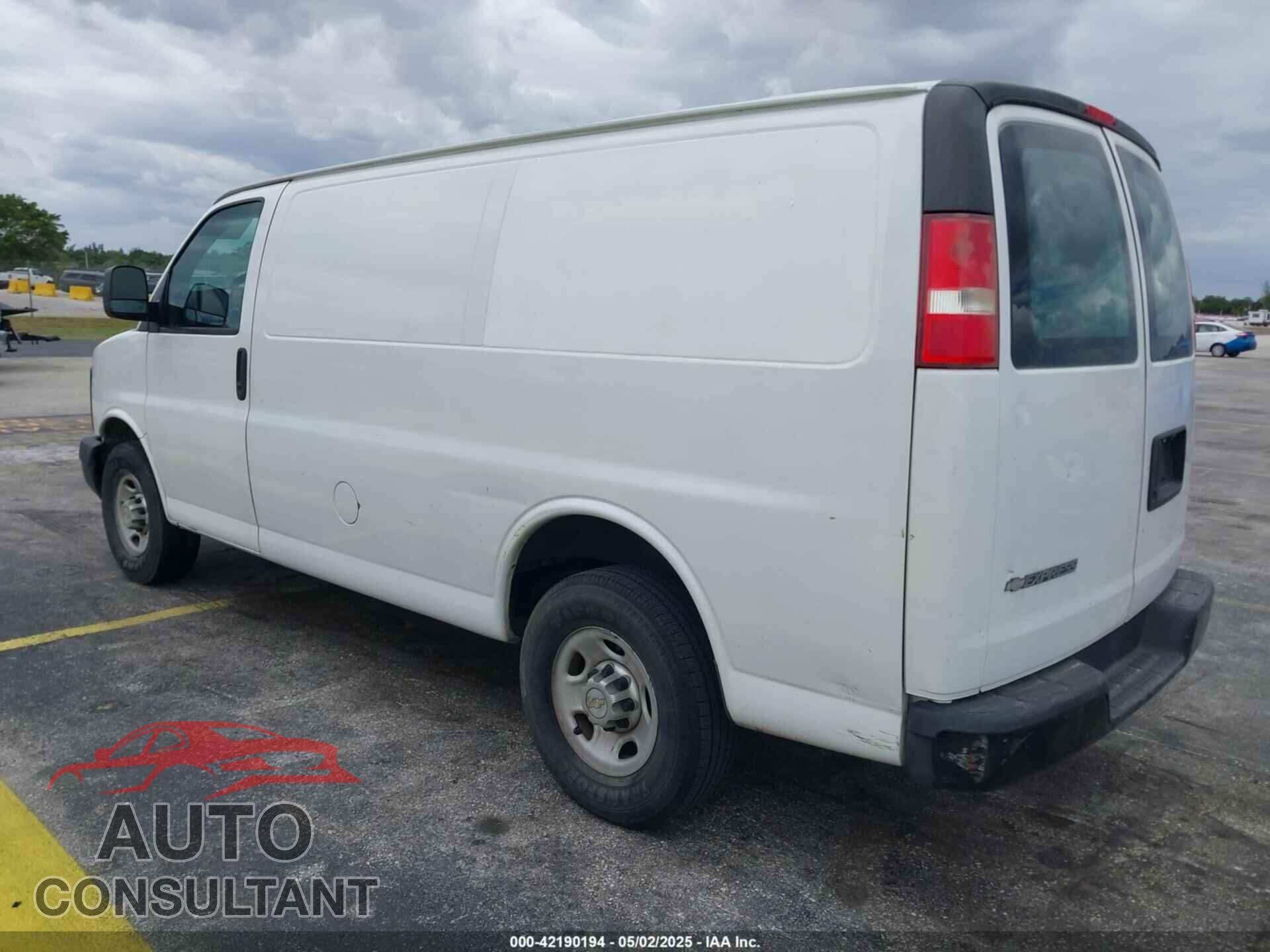 CHEVROLET EXPRESS 2500 2014 - 1GCWGFFA2E1111014