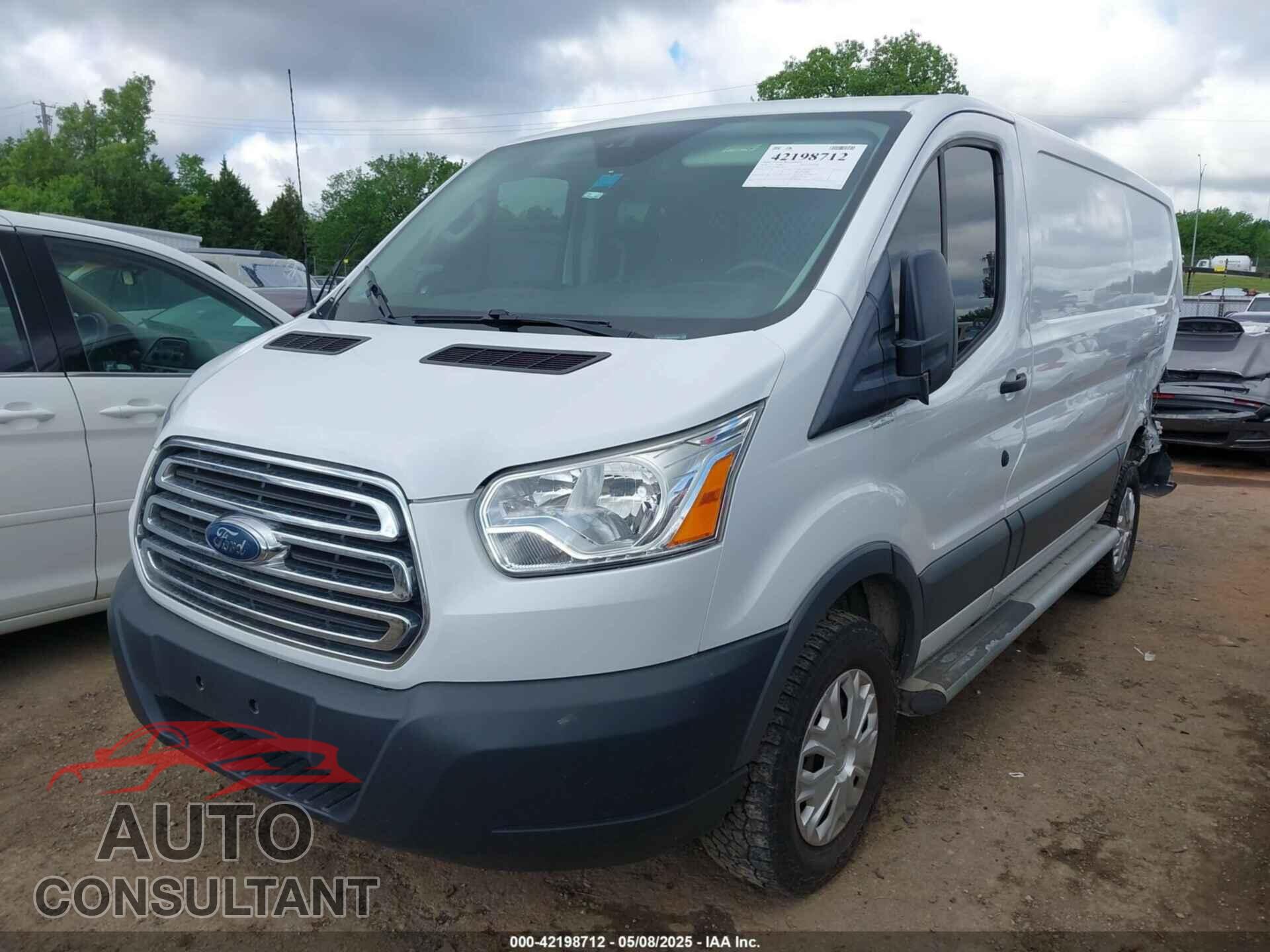 FORD TRANSIT-250 2018 - 1FTYR1YM9JKA98828