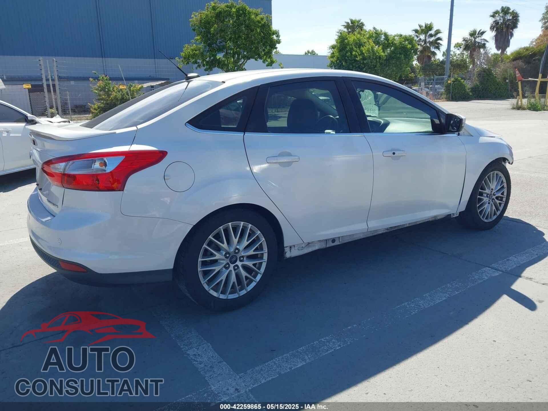 FORD FOCUS 2014 - 1FADP3J29EL321643