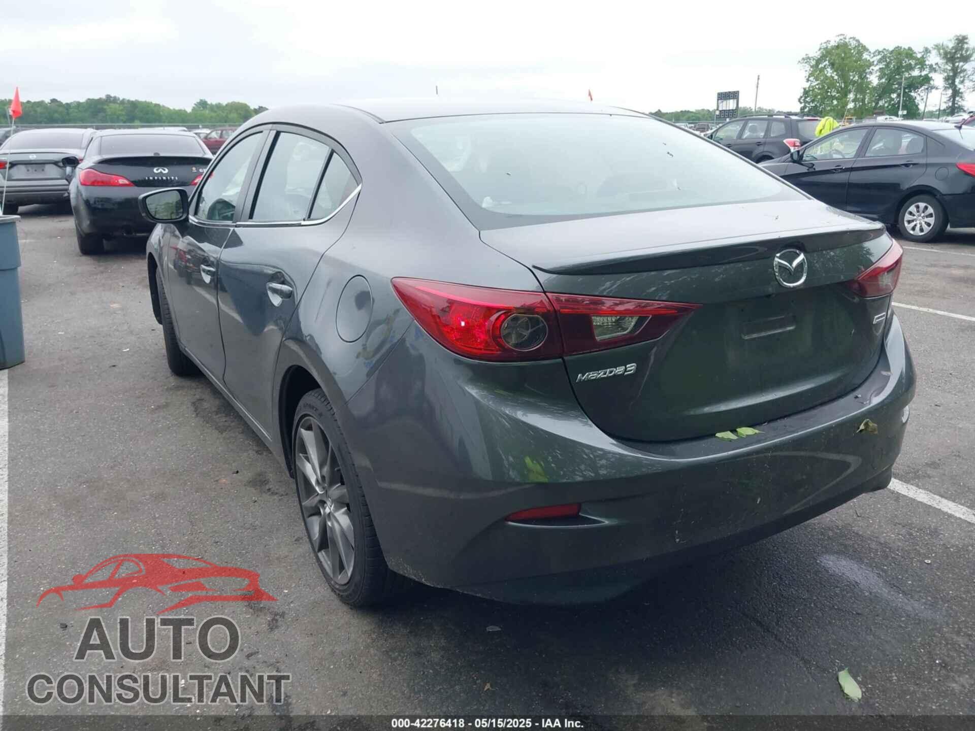MAZDA MAZDA3 2018 - 3MZBN1V31JM268280