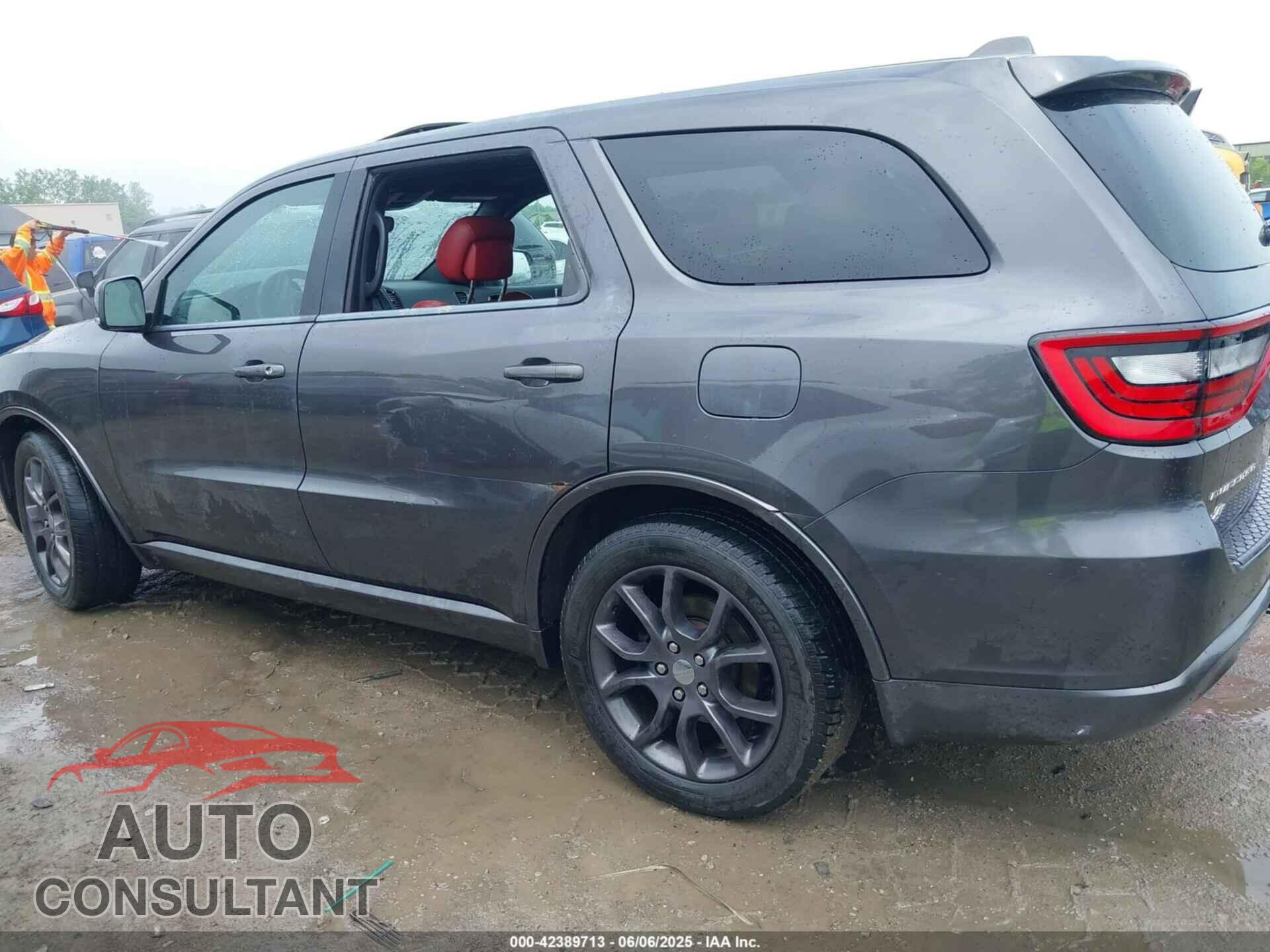 DODGE DURANGO 2018 - 1C4SDJCT9JC452313