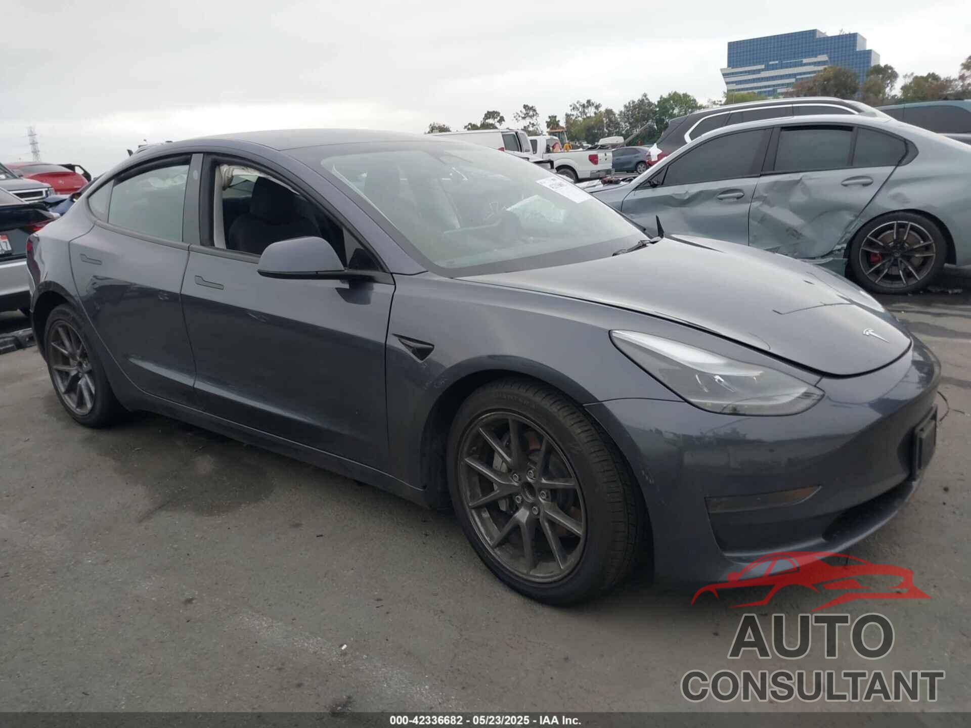 TESLA MODEL 3 2023 - 5YJ3E1EA4PF705949