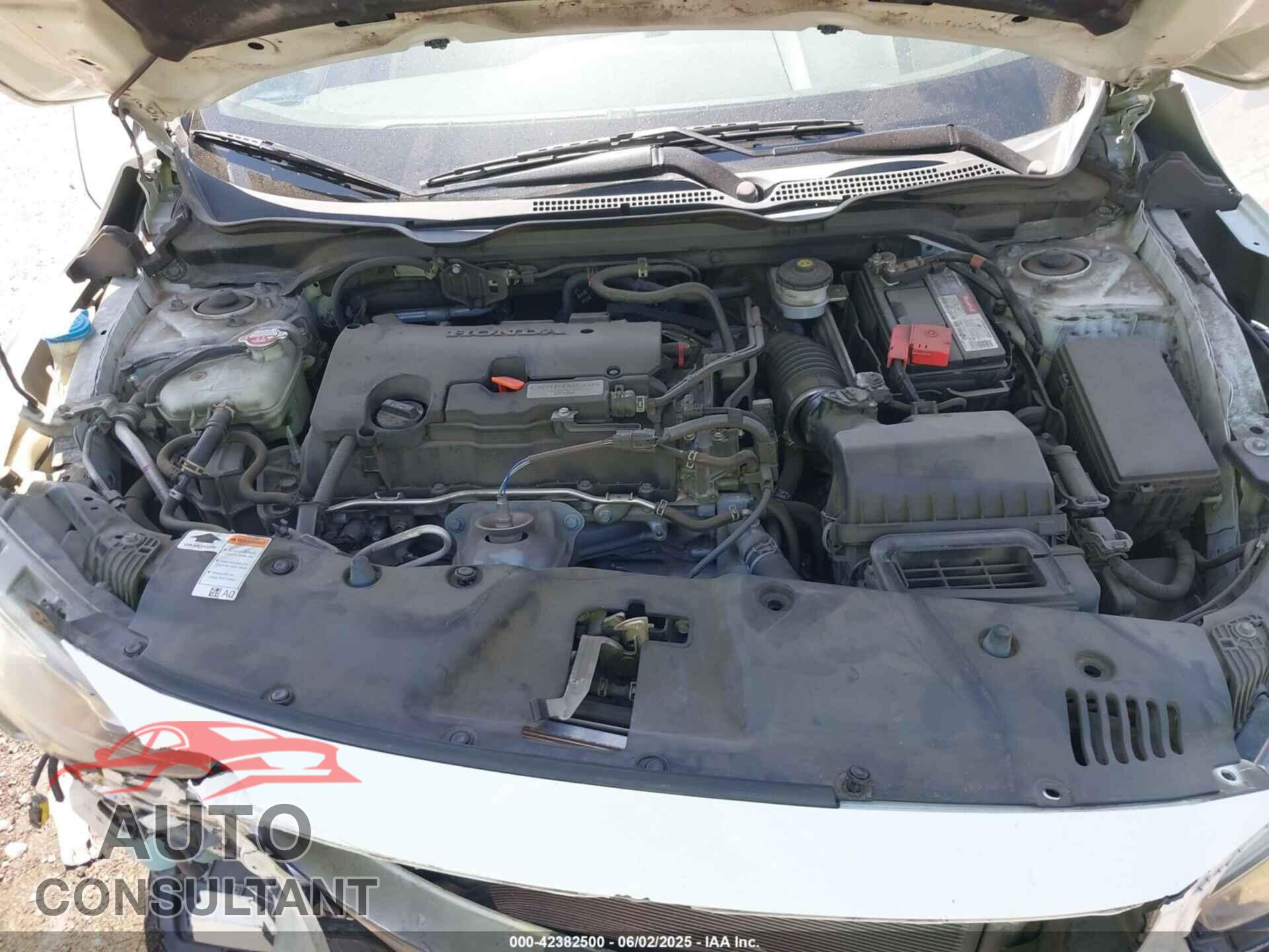 HONDA CIVIC 2018 - 2HGFC2F57JH603297