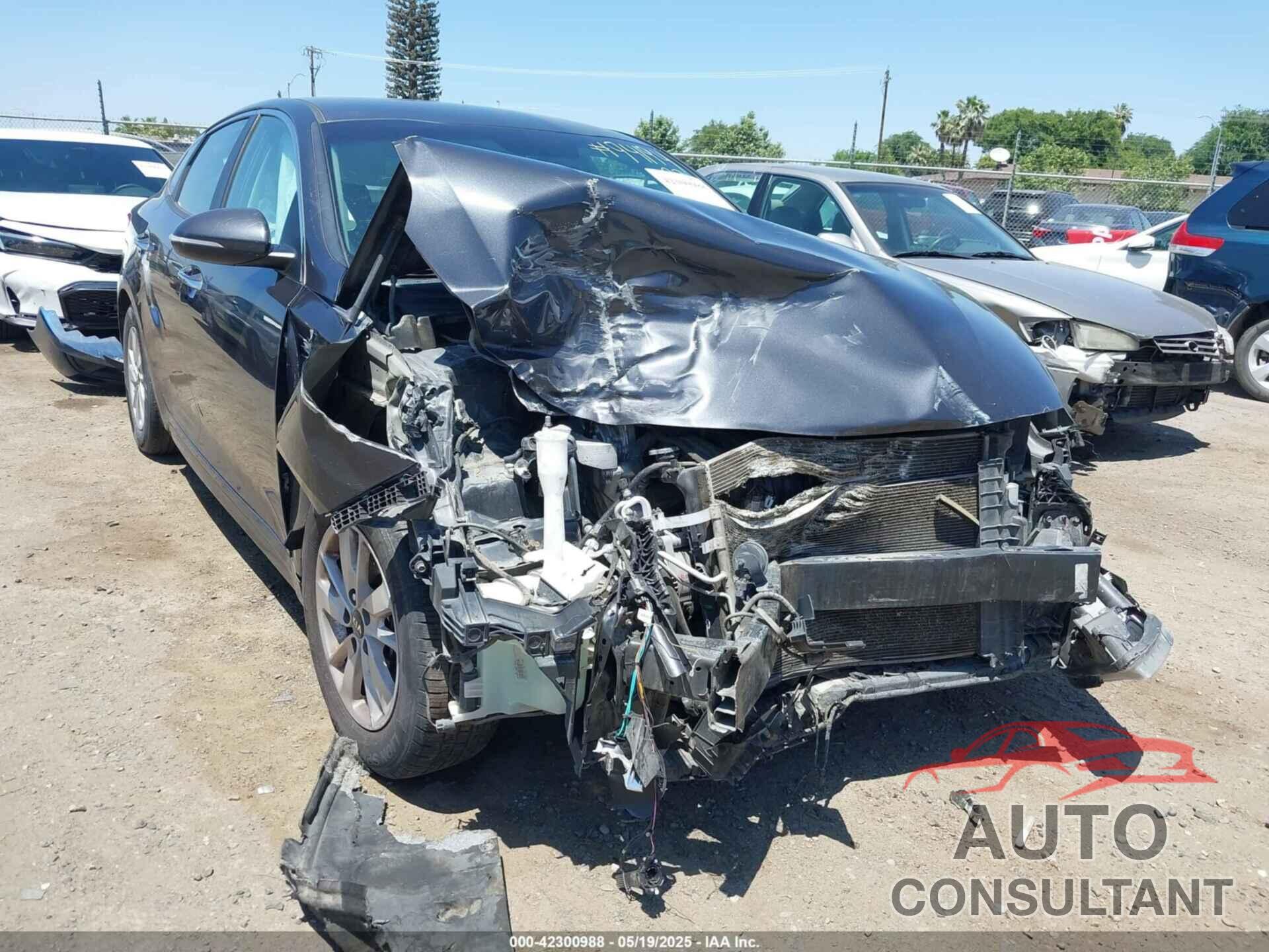 KIA OPTIMA 2017 - 5XXGT4L30HG146573