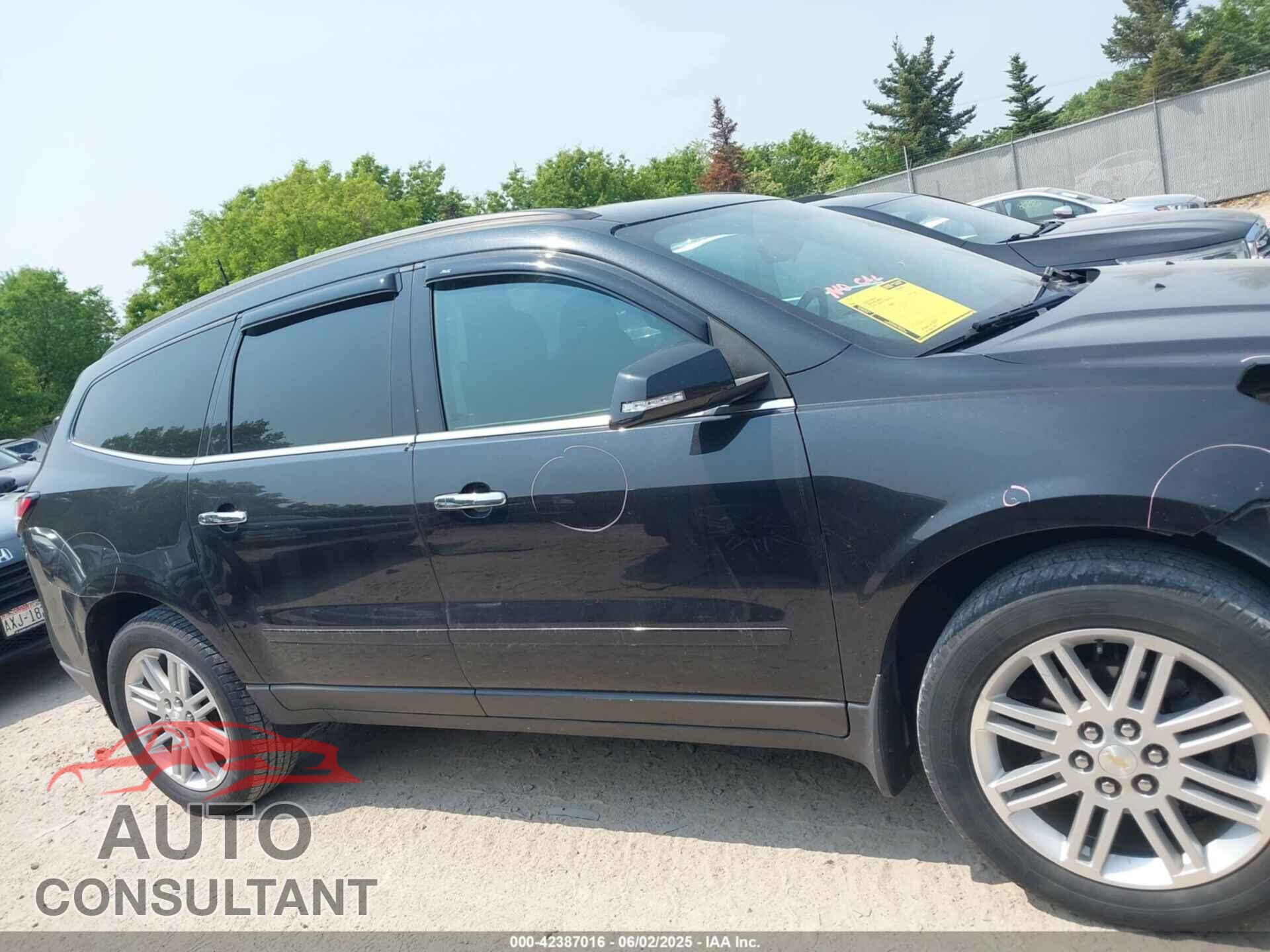 CHEVROLET TRAVERSE 2015 - 1GNKVGKD7FJ131729