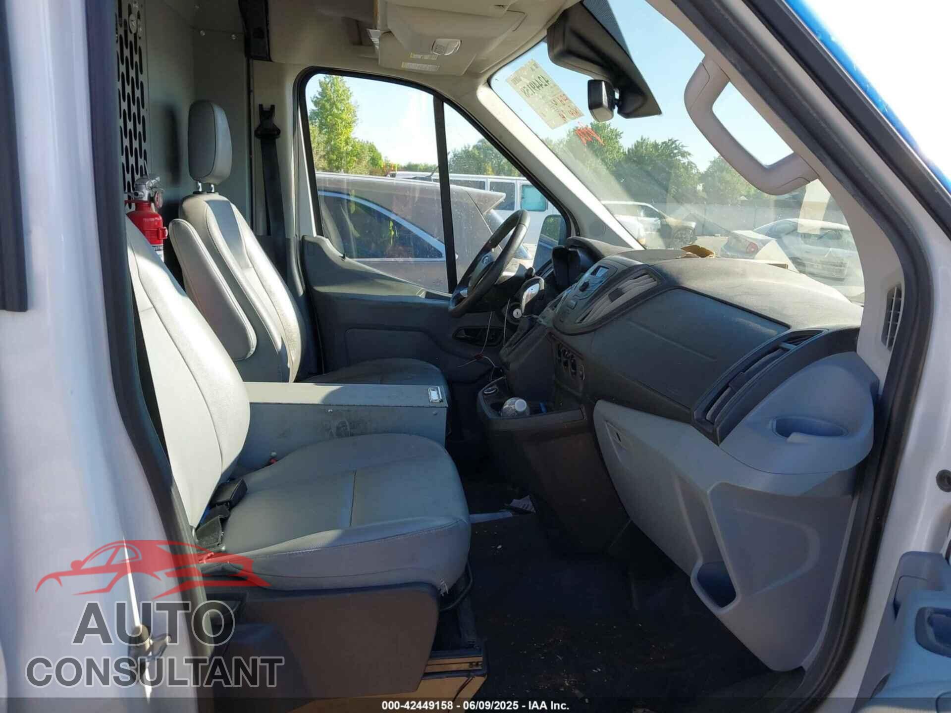 FORD TRANSIT-150 2018 - 1FTYE1CMXJKB42368