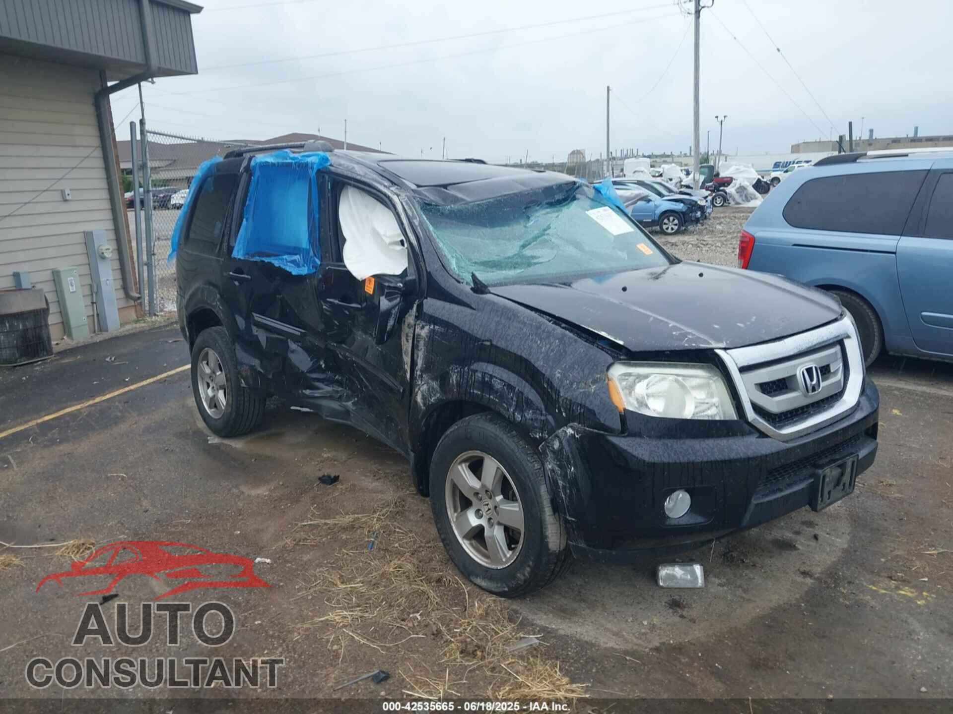 HONDA PILOT 2011 - 5FNYF4H74BB083205