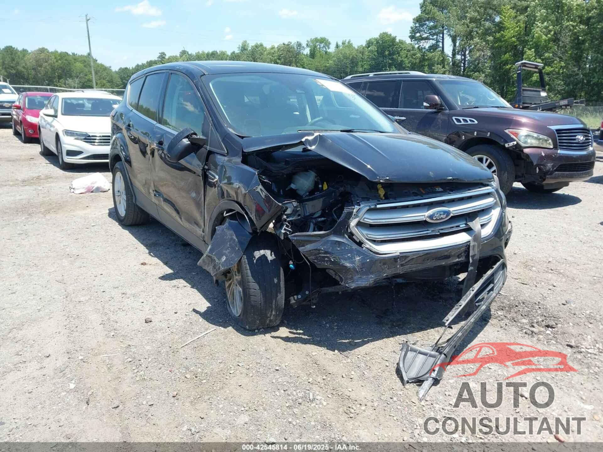 FORD ESCAPE 2019 - 1FMCU0GD2KUB45252