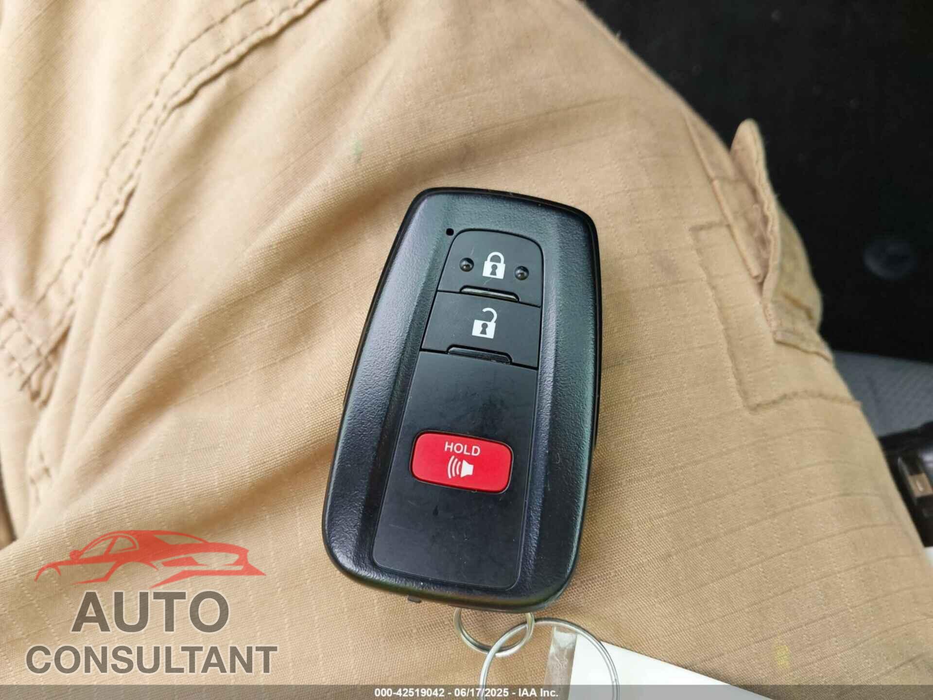 TOYOTA RAV4 2019 - JTMP1RFVXKD003826