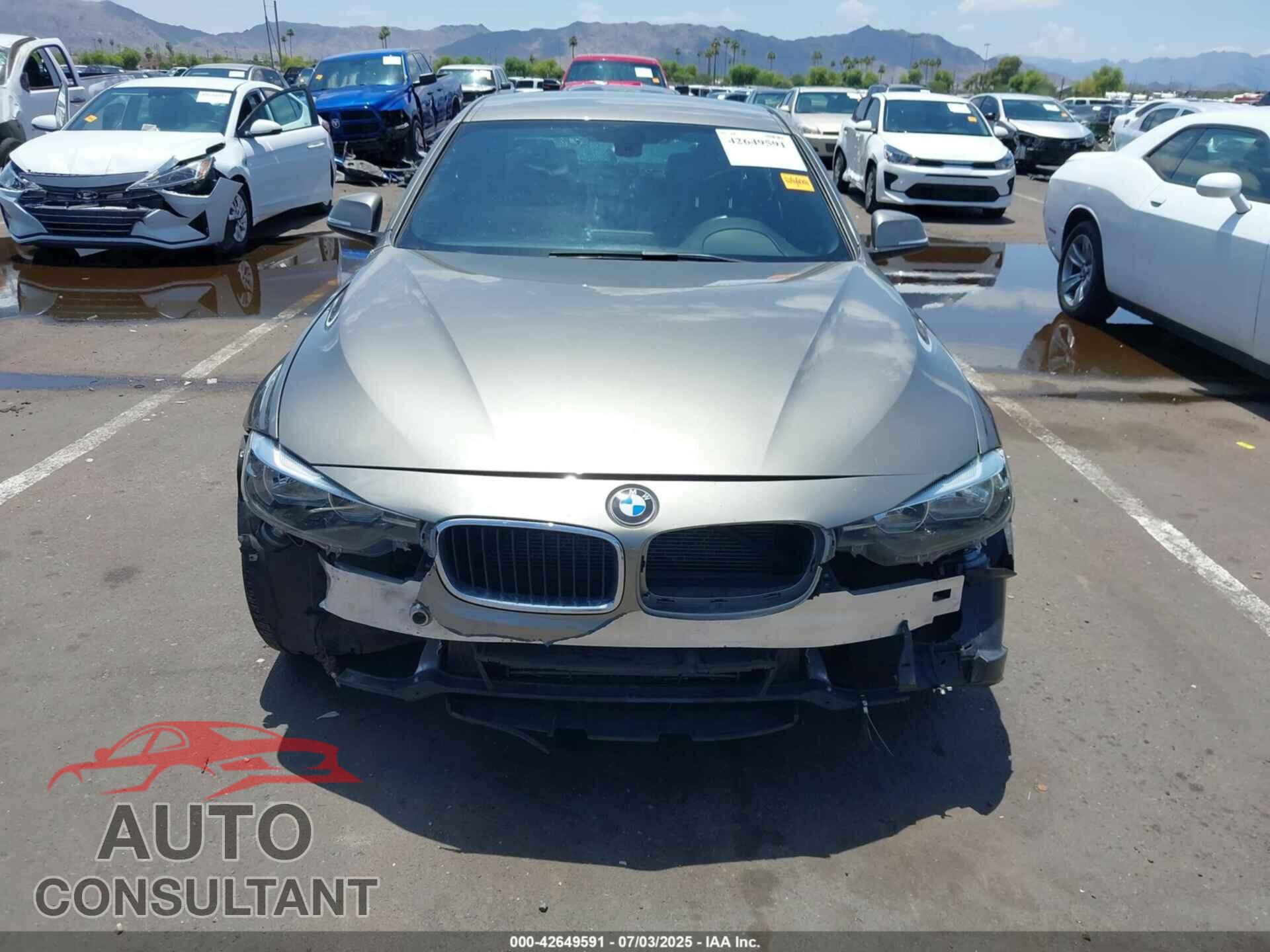 BMW 320I 2016 - WBA8E1G57GNU10350