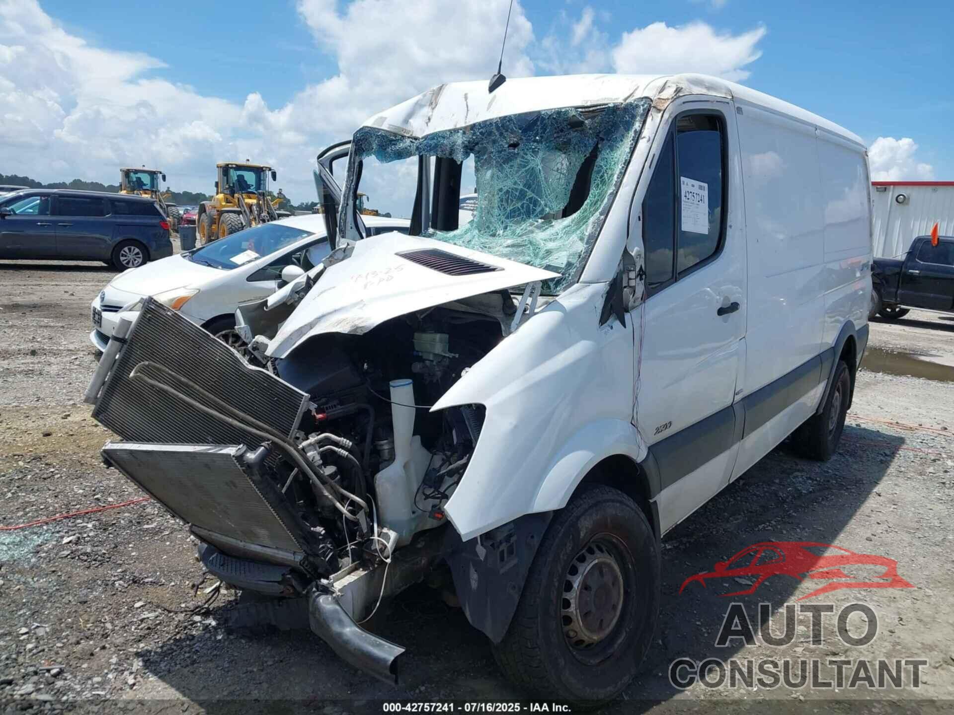 MERCEDES-BENZ SPRINTER VAN 2500 2010 - WD3PE7CC9A5462487