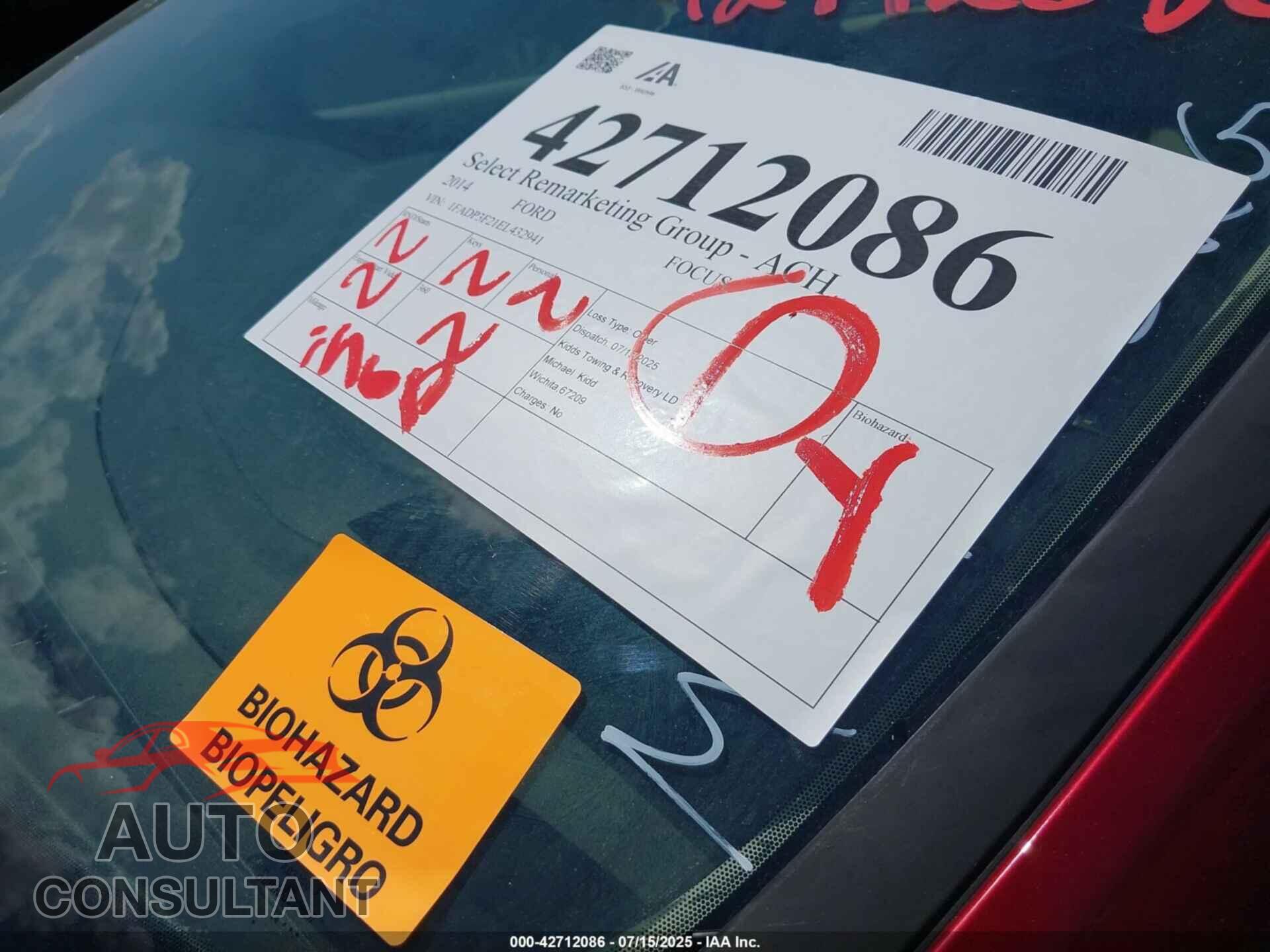 FORD FOCUS 2014 - 1FADP3F21EL432941