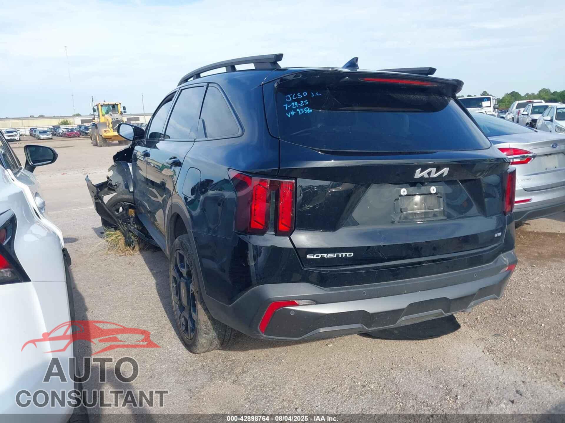 KIA SORENTO 2024 - 5XYRHDJF2RG309356