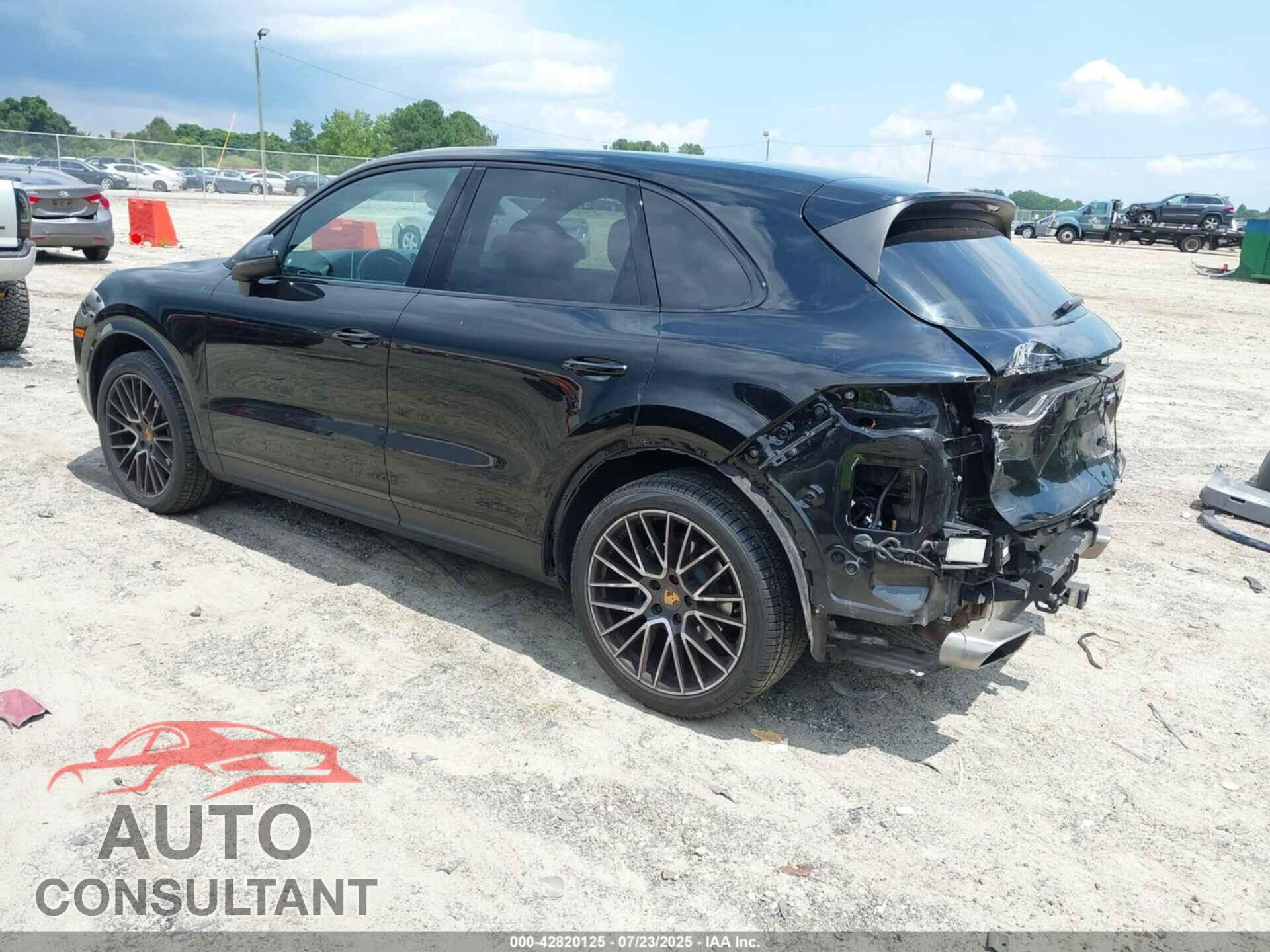 PORSCHE CAYENNE 2021 - WP1AA2AY1MDA05903