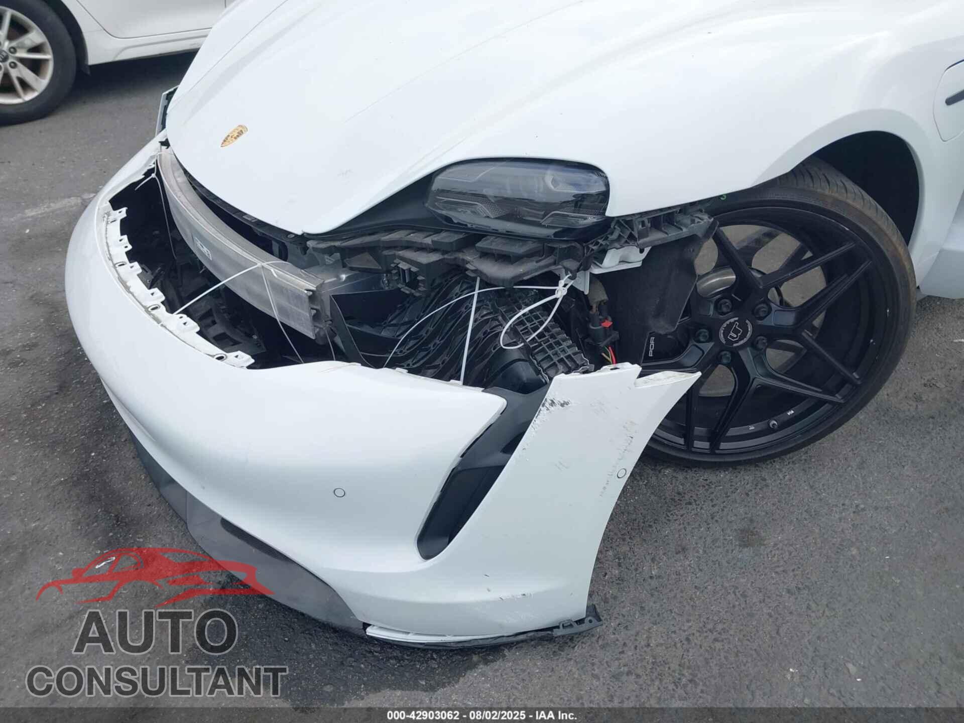 PORSCHE TAYCAN 2020 - WP0AC2Y13LSA72410