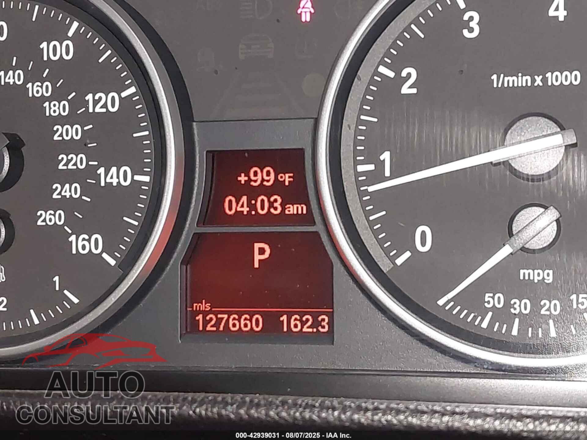 BMW 328I 2011 - WBAPH5C51BF093264