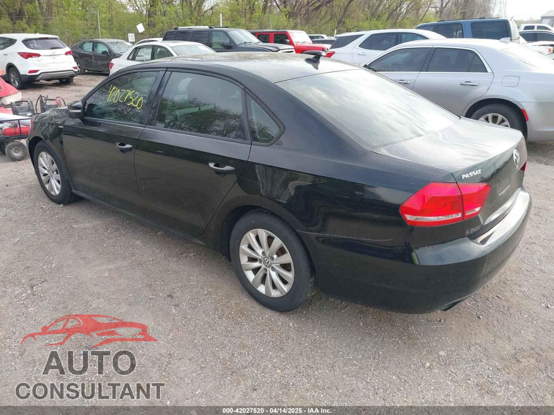 VOLKSWAGEN PASSAT 2015 - 1VWAT7A34FC006773