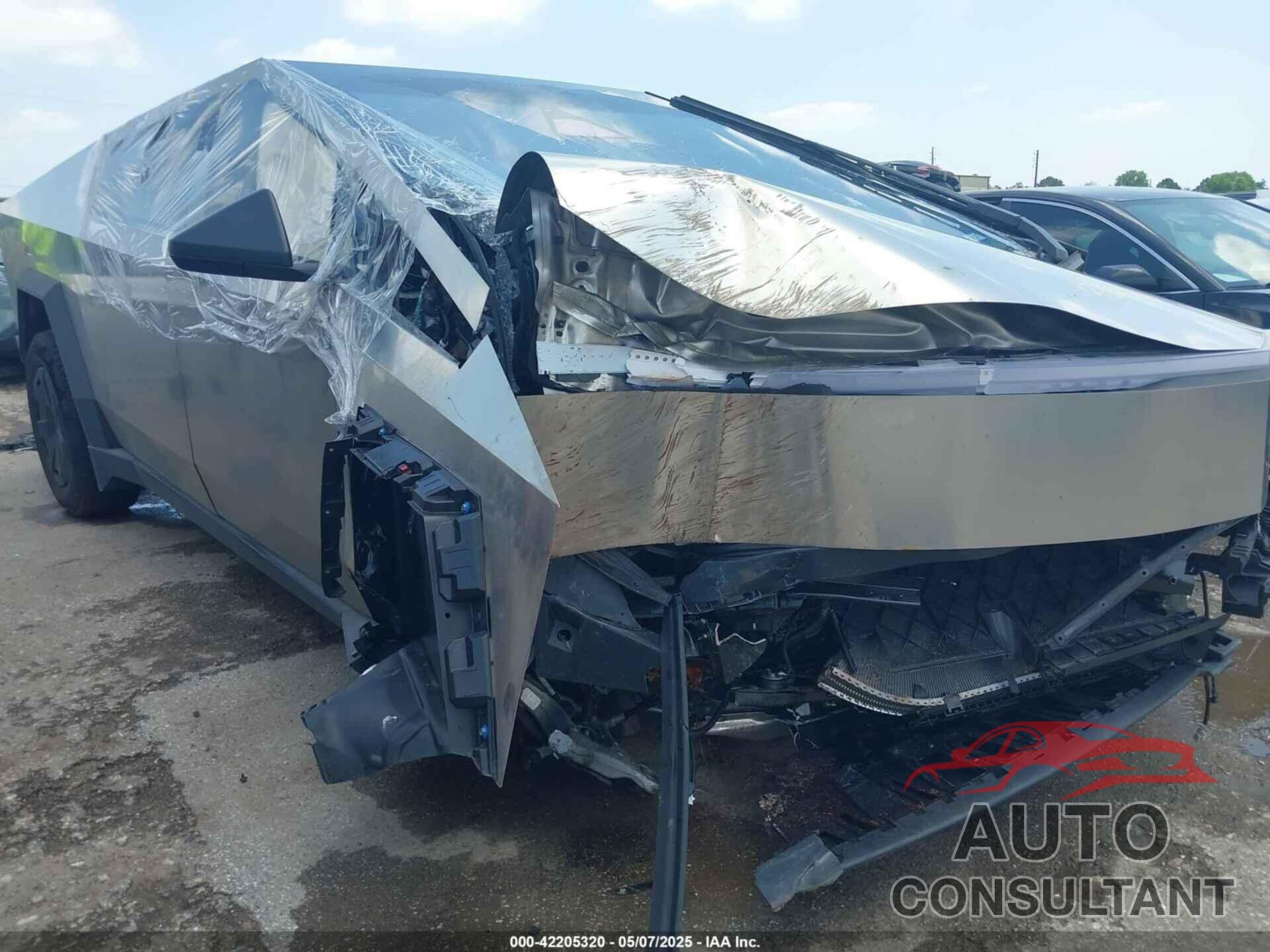 TESLA CYBERTRUCK 2024 - 7G2CEHED9RA056715