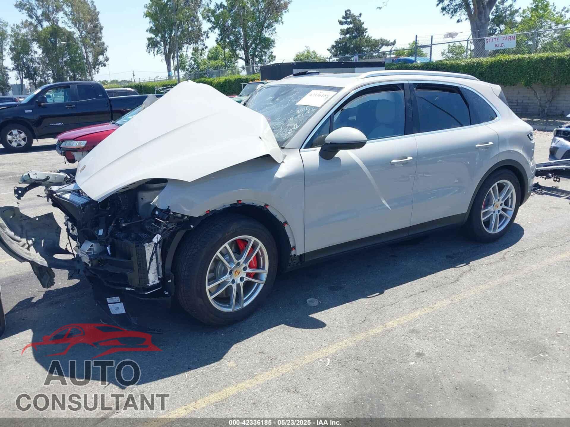 PORSCHE CAYENNE 2024 - WP1AL2AYXRDA35628