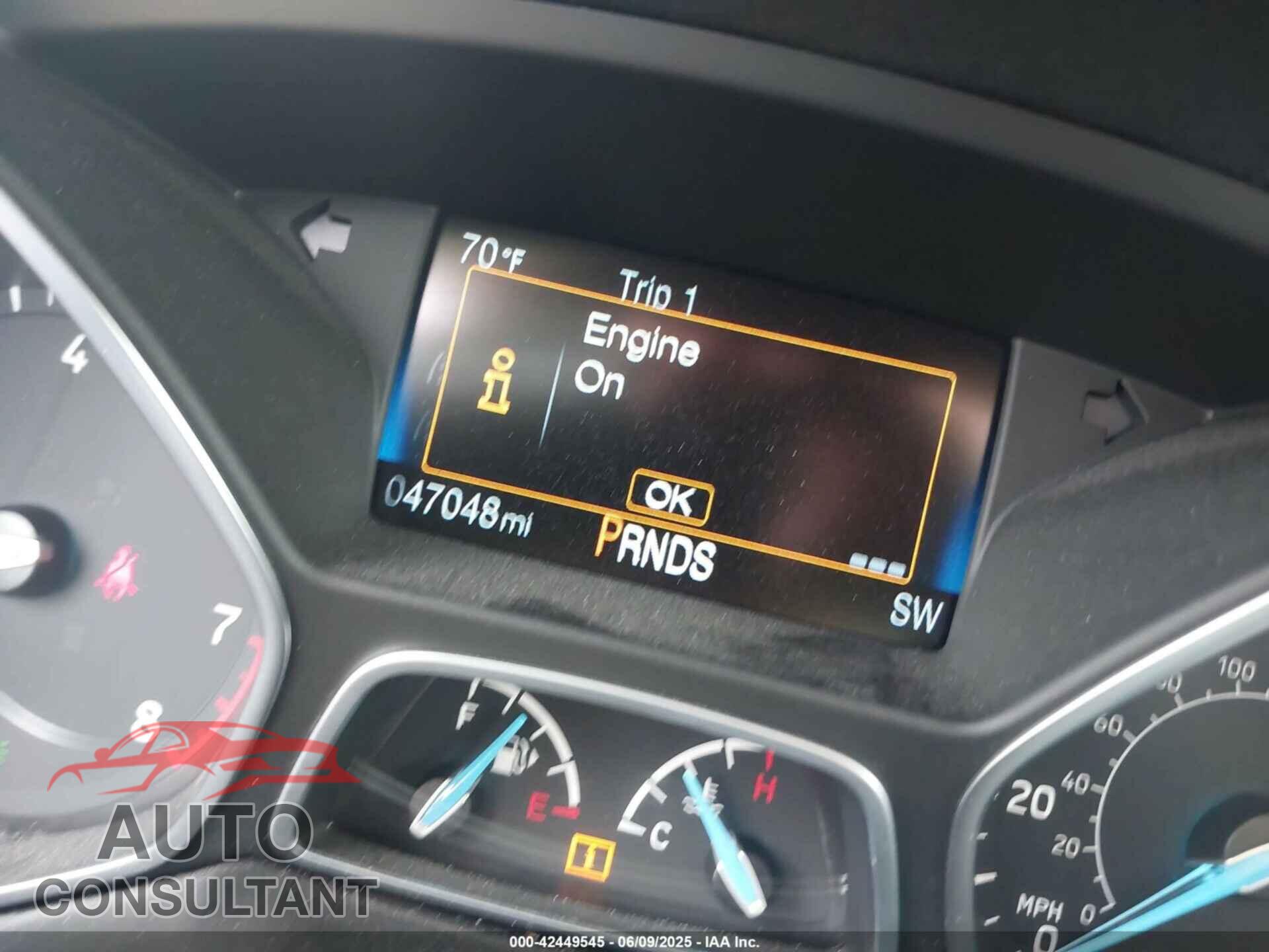 FORD FOCUS 2018 - 1FADP3H2XJL321067