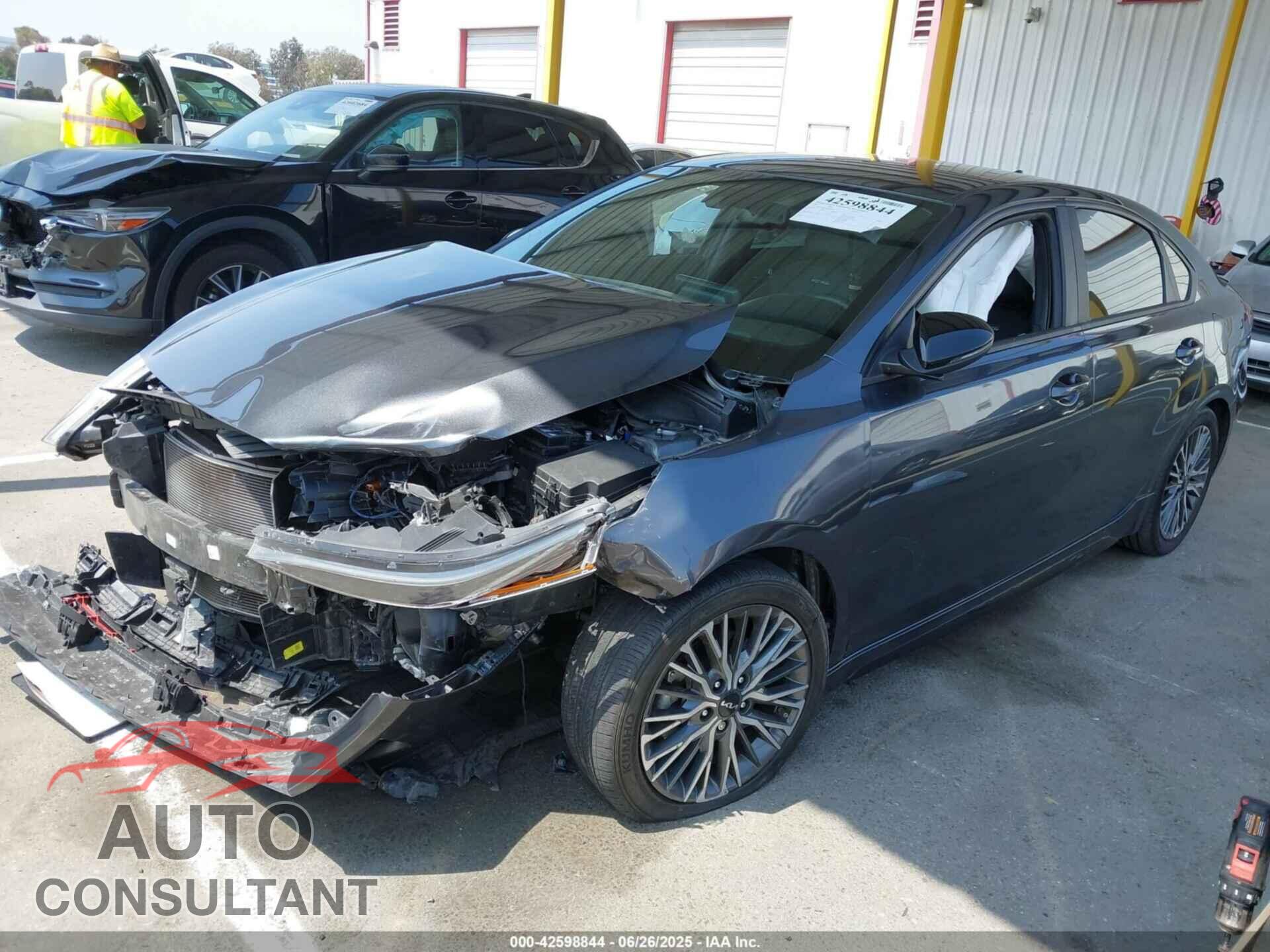 KIA FORTE 2023 - 3KPF54AD2PE574301