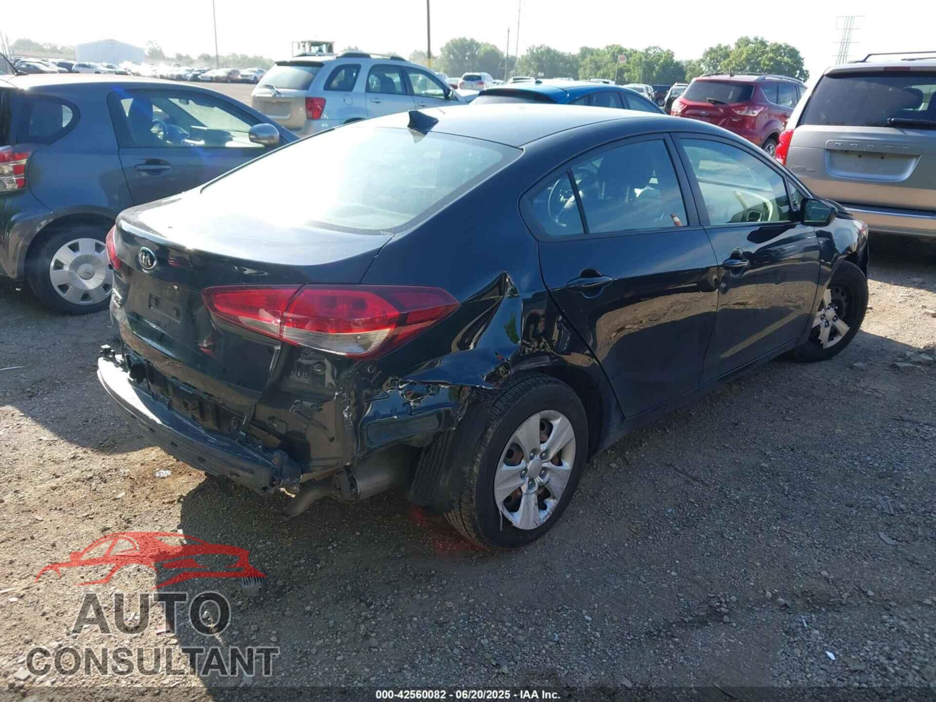 KIA FORTE 2018 - 3KPFK4A78JE273638