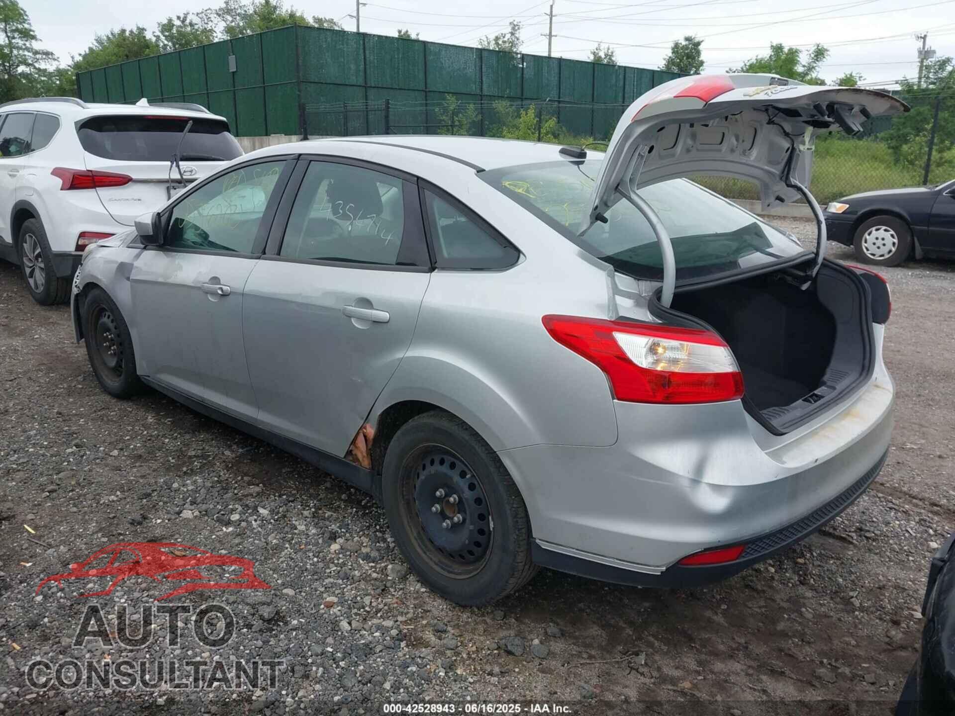 FORD FOCUS 2012 - 1FAHP3F29CL353872