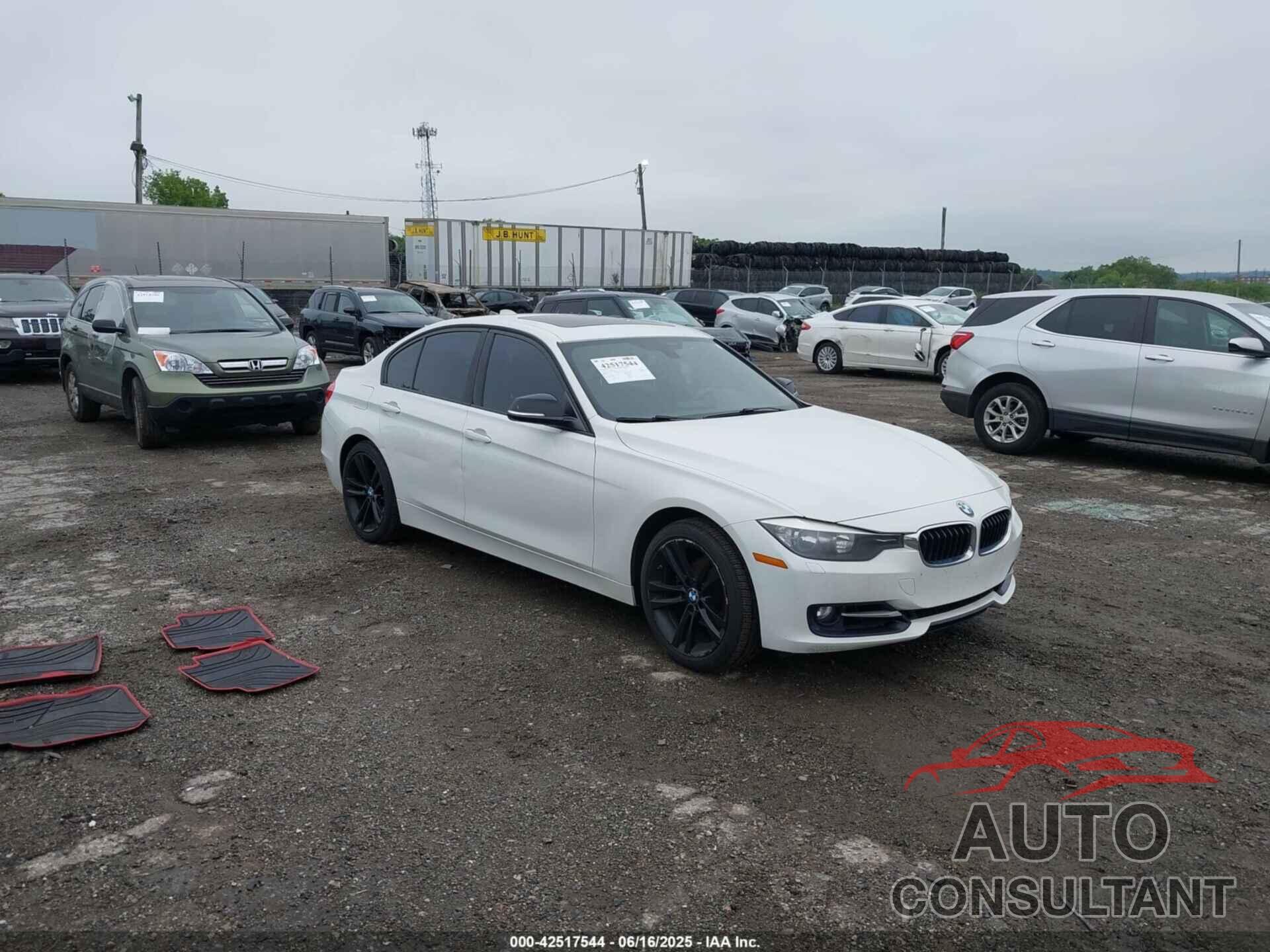 BMW 328I 2013 - WBA3B5G55DNS04742