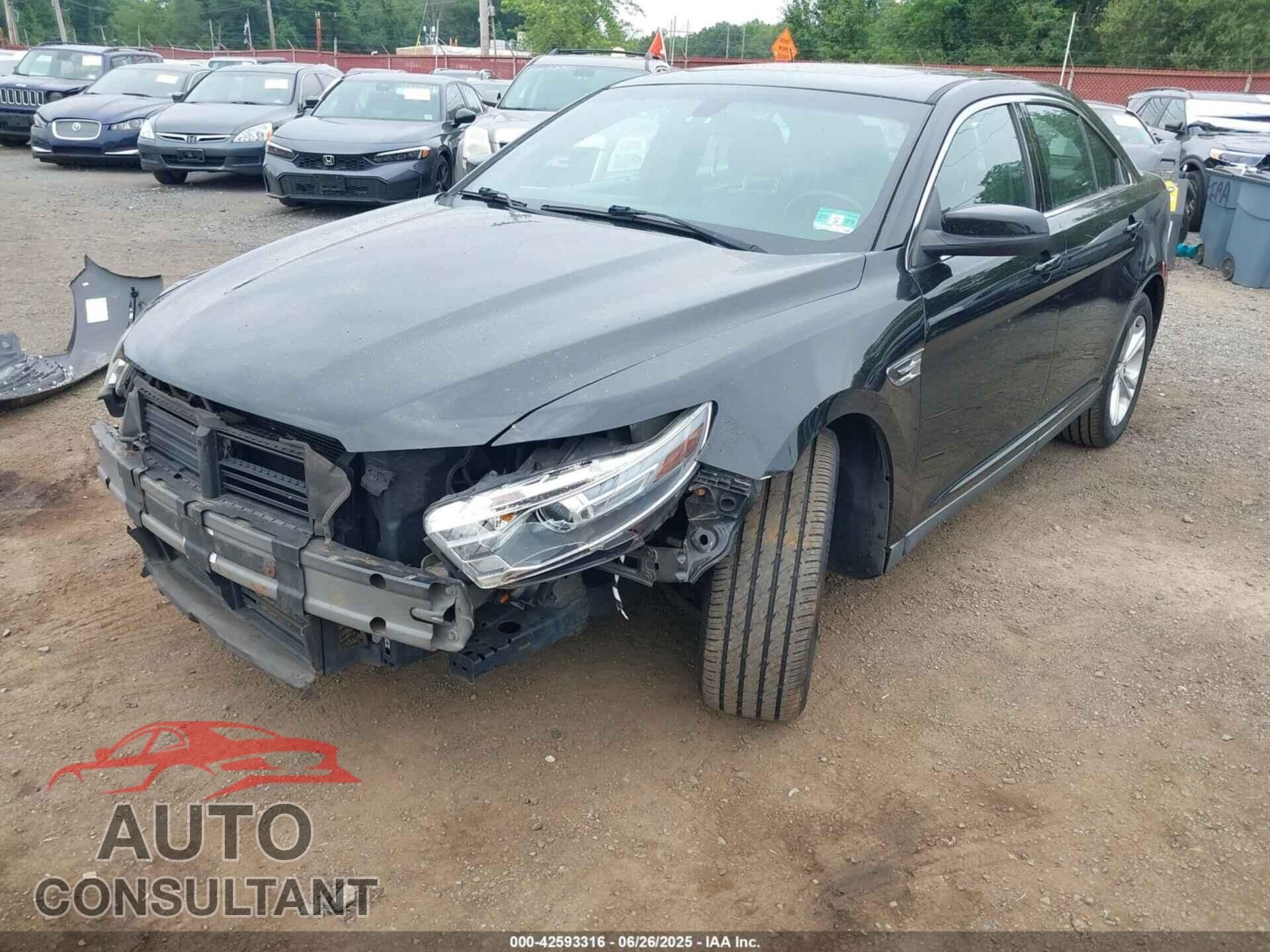 FORD TAURUS 2013 - 1FAHP2E85DG137611