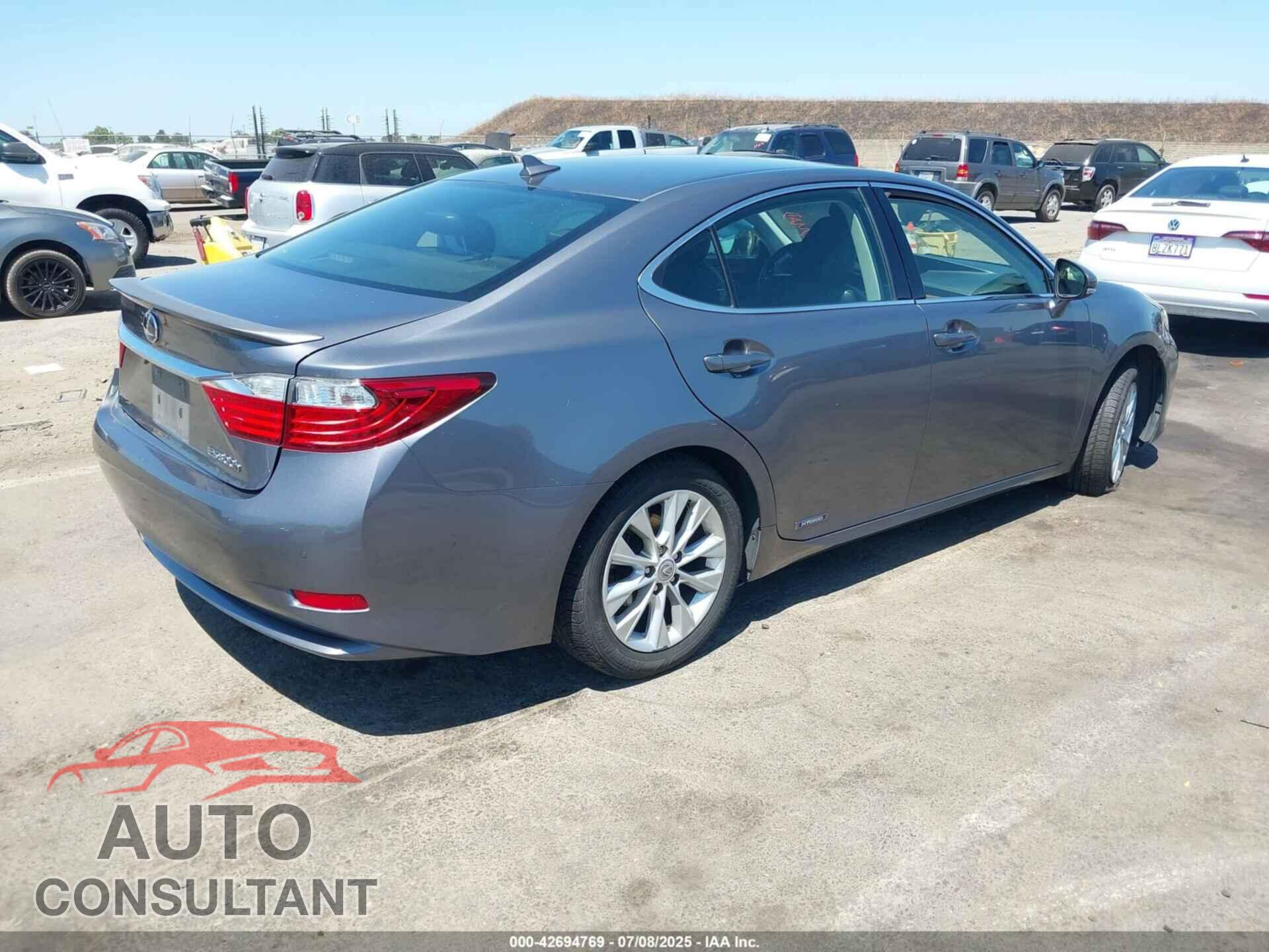 LEXUS ES 300H 2013 - JTHBW1GG3D2020073