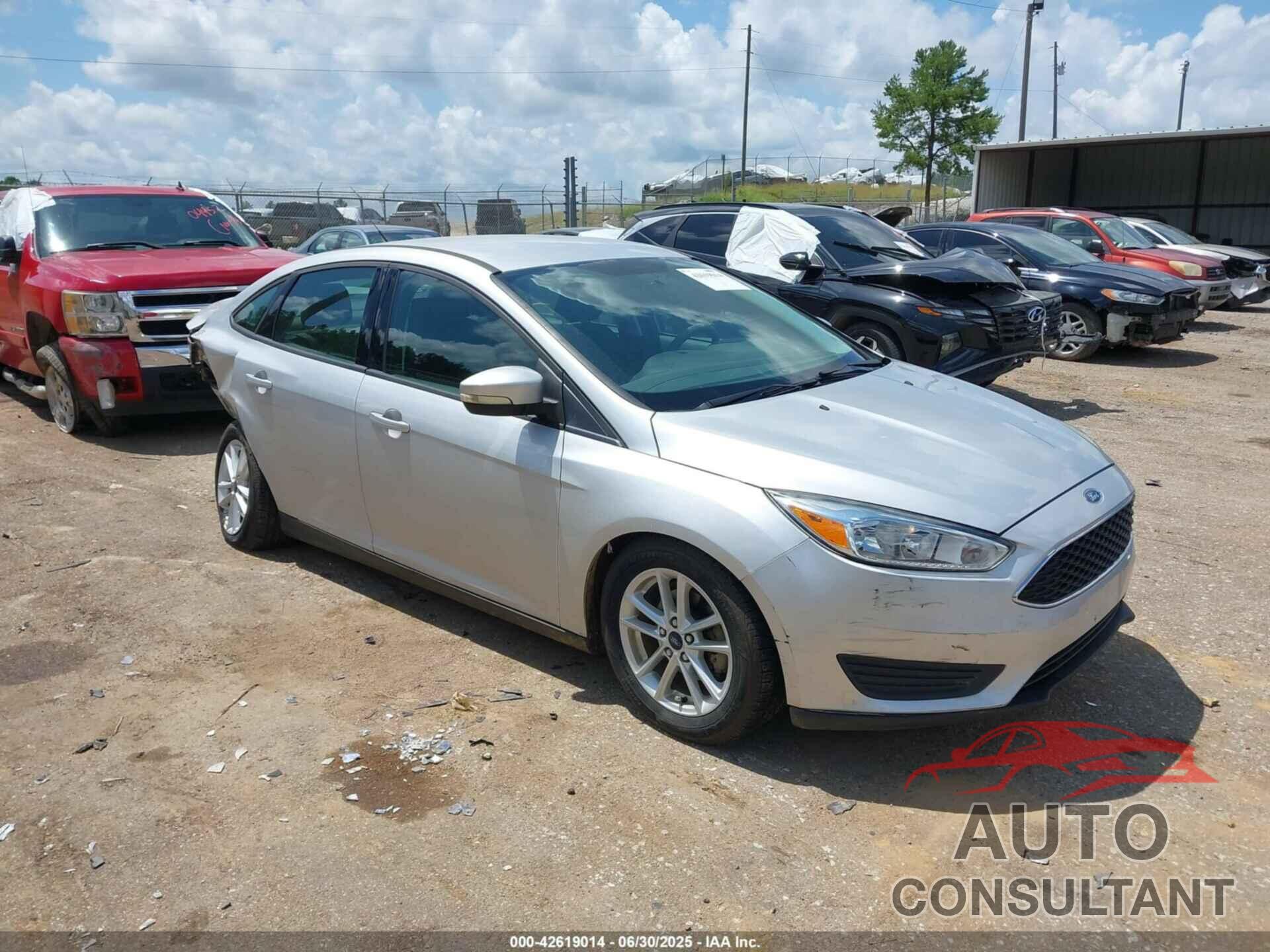 FORD FOCUS 2016 - 1FADP3F28GL376757