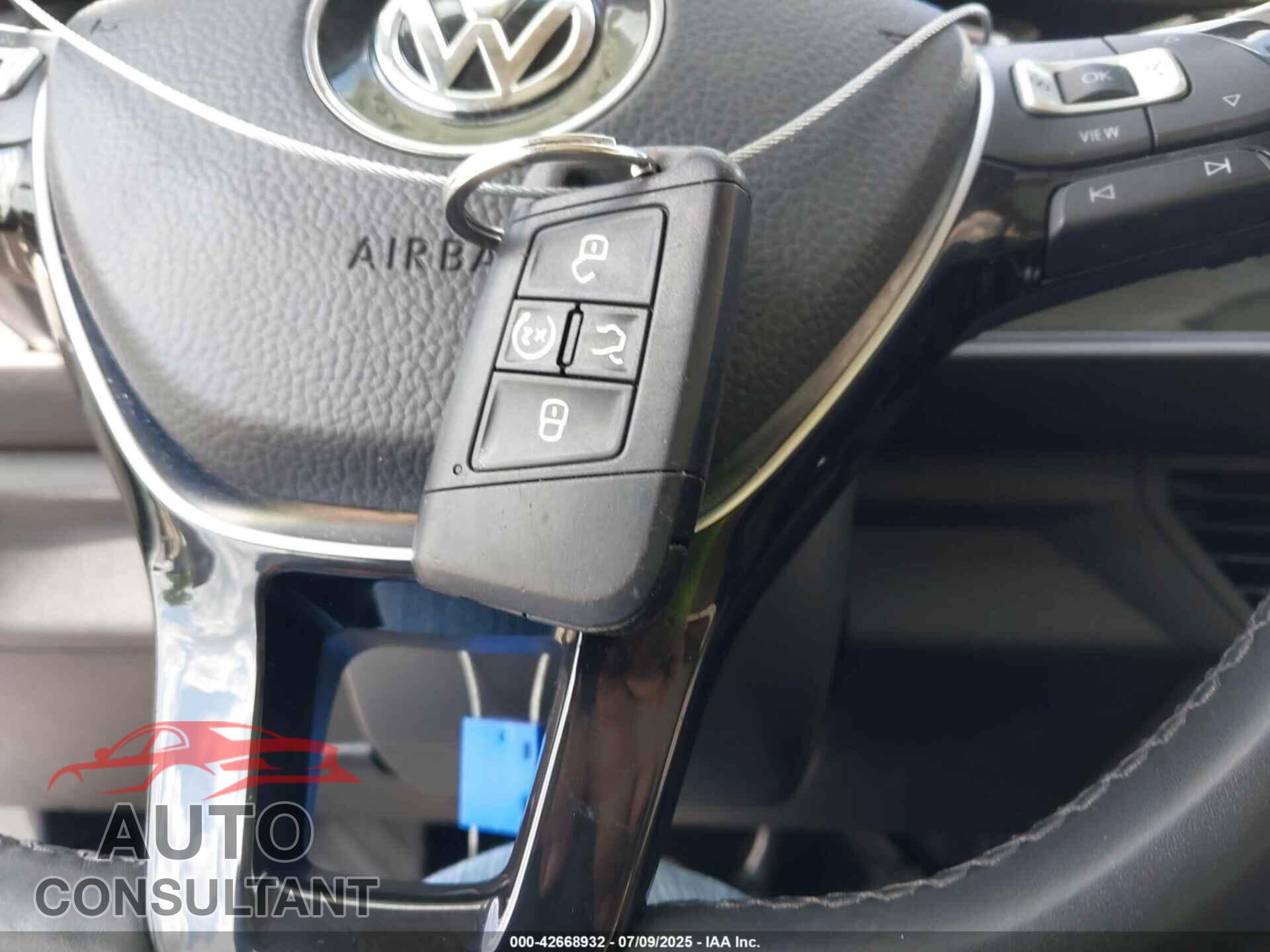 VOLKSWAGEN JETTA 2019 - 3VWCB7BU0KM191058